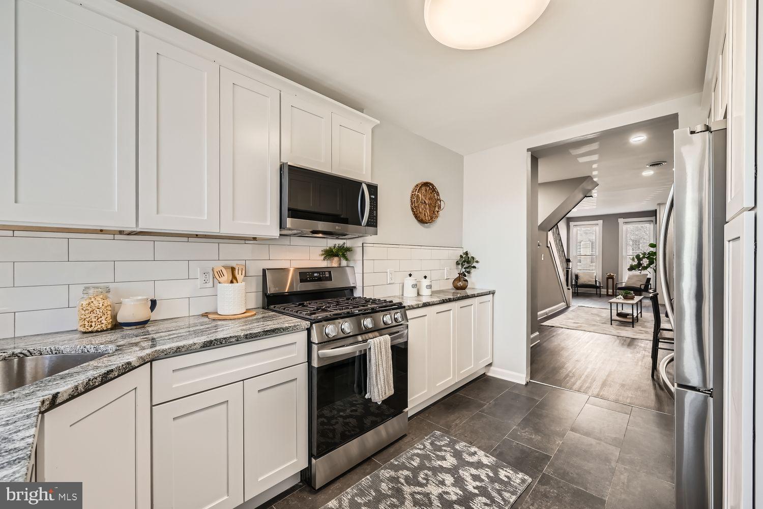 WYMAN PARK HAMPDEN - Residential