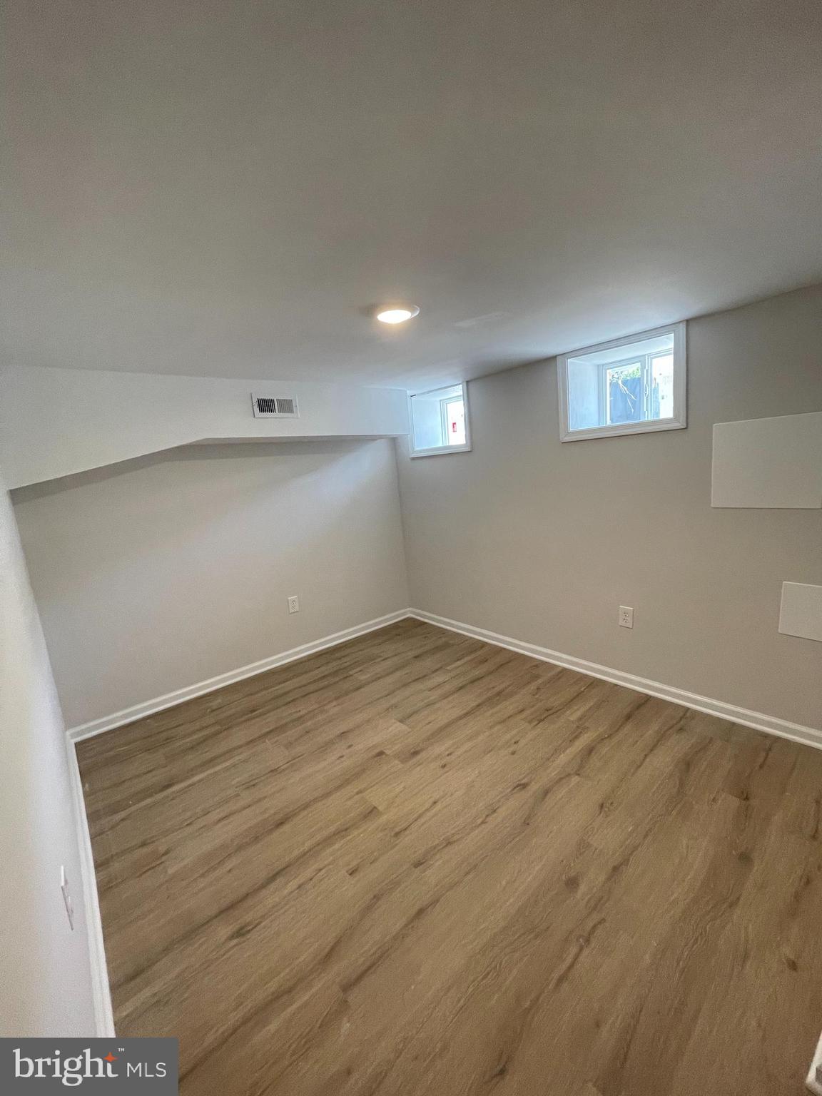 BROADWAY EAST - Residential Lease