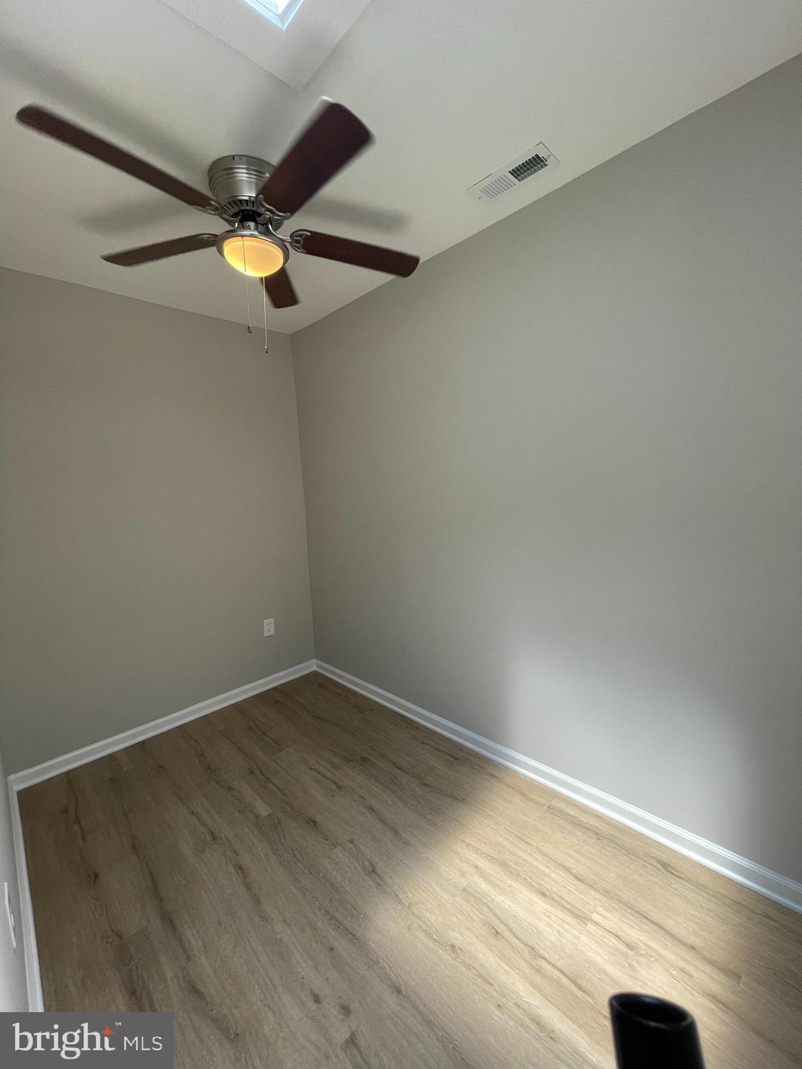 BROADWAY EAST - Residential Lease