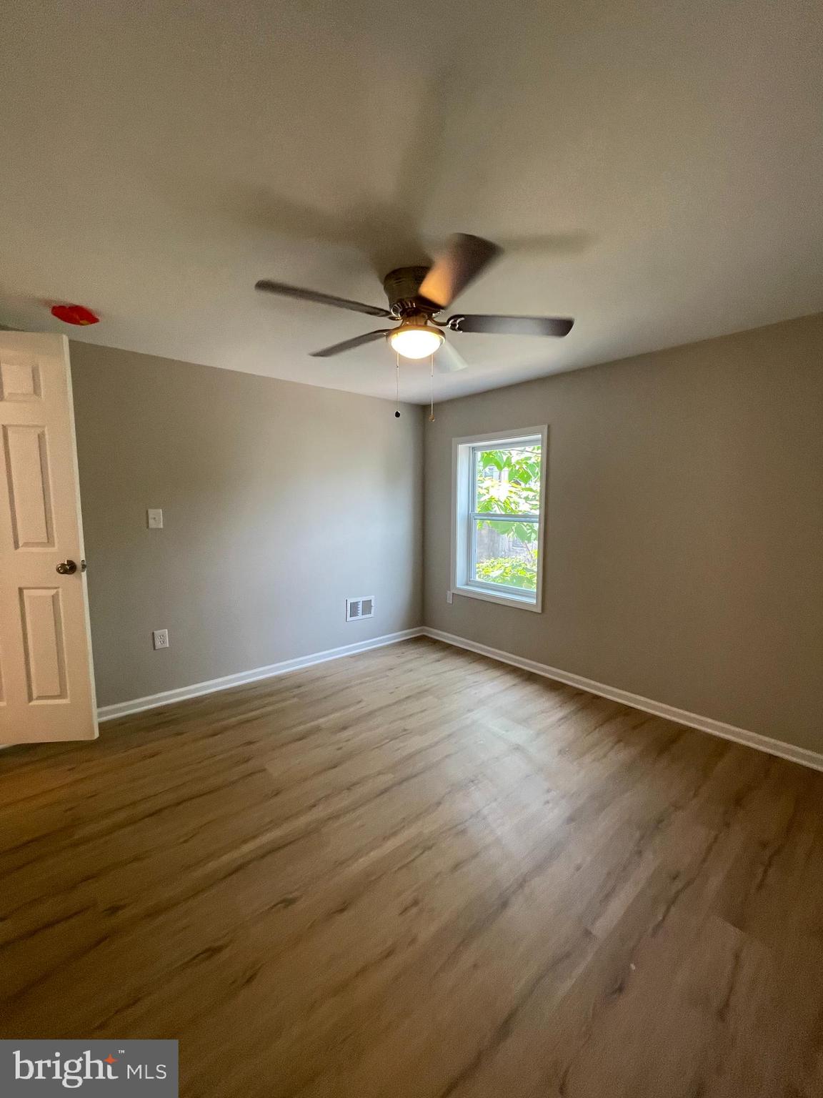 BROADWAY EAST - Residential Lease