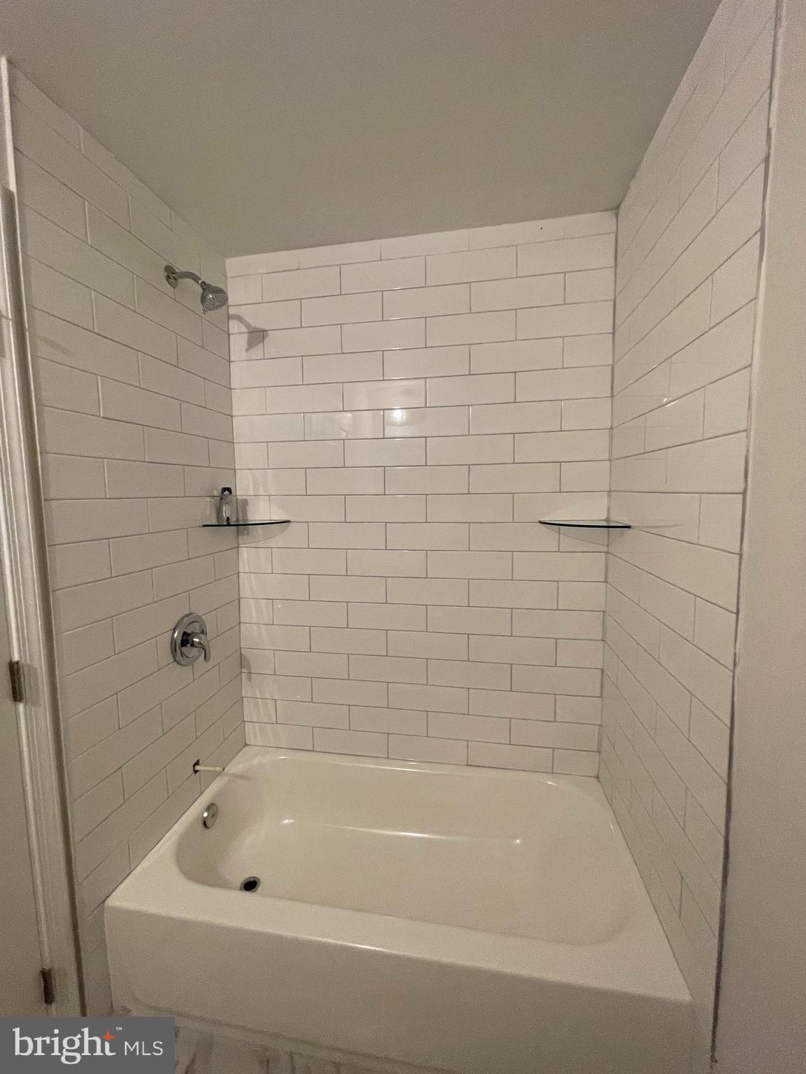 BROADWAY EAST - Residential Lease