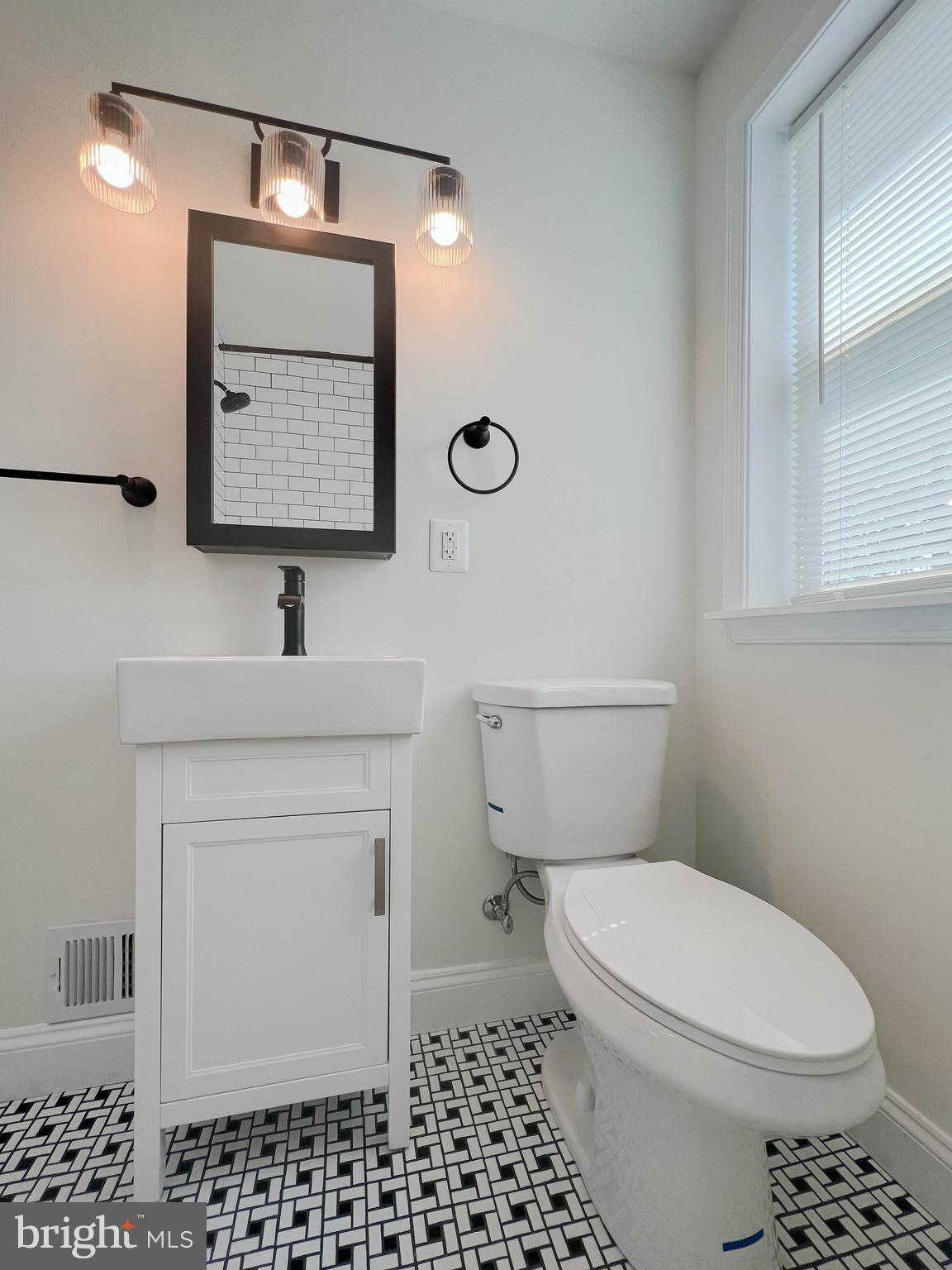 WEST EDMONDALE - Residential