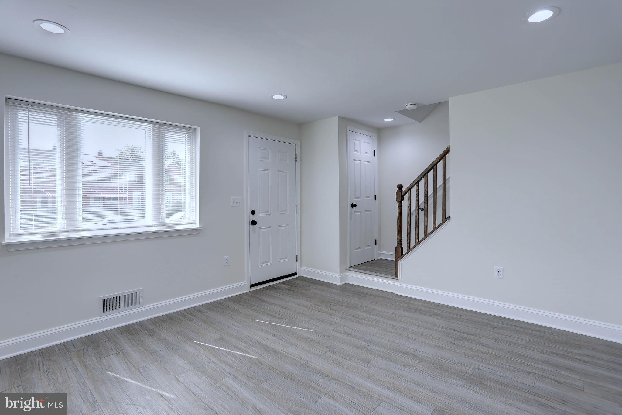 WEST EDMONDALE - Residential