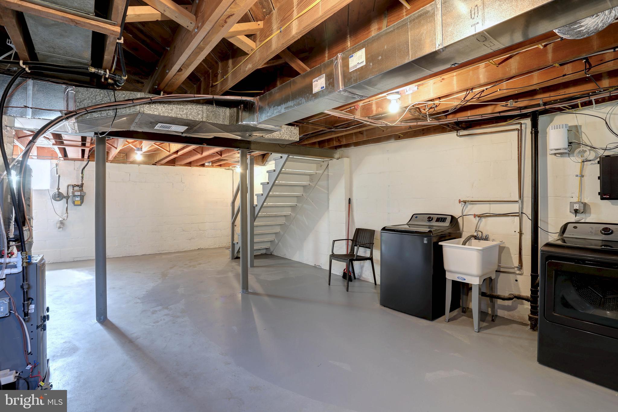 WEST EDMONDALE - Residential