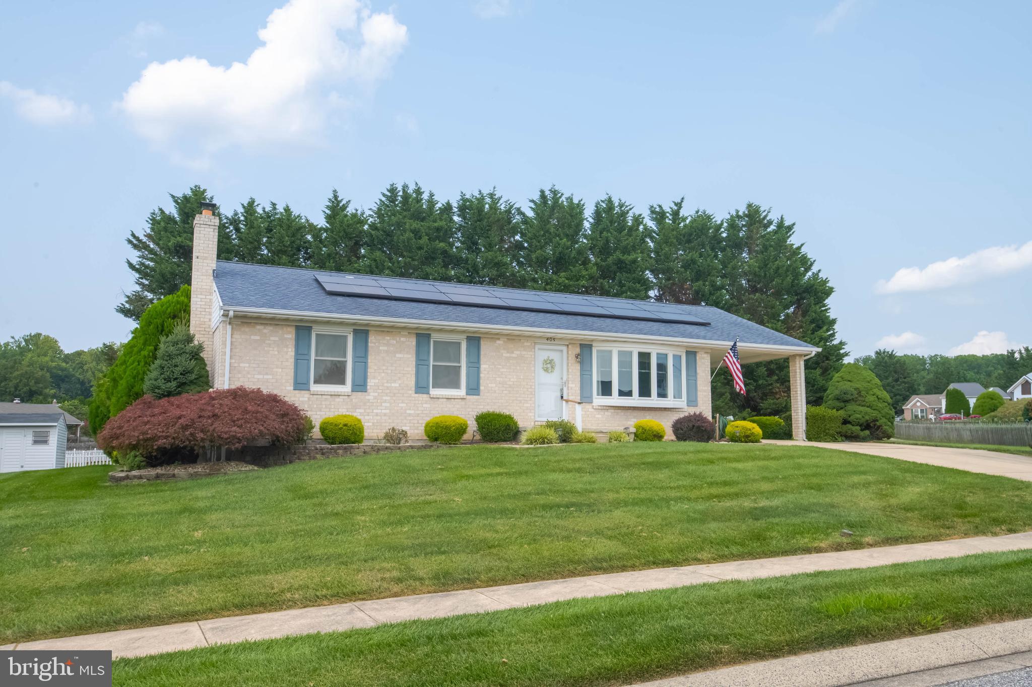 405 MAUSER DRIVE