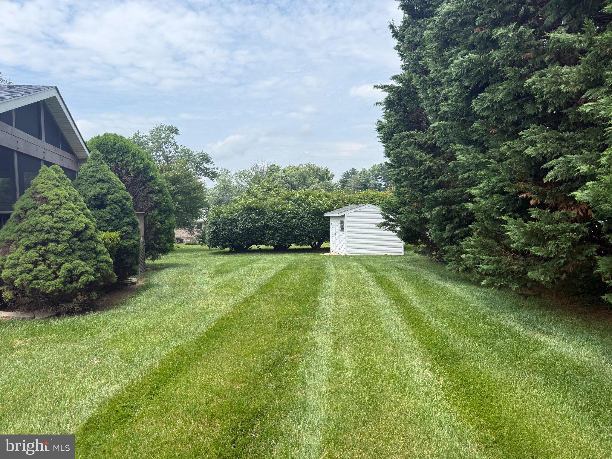 405 MAUSER DRIVE
