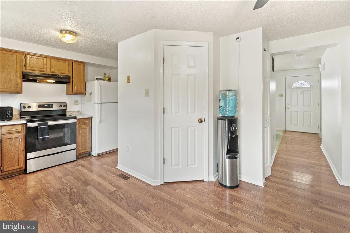 ROLLING MEADOWS - Residential