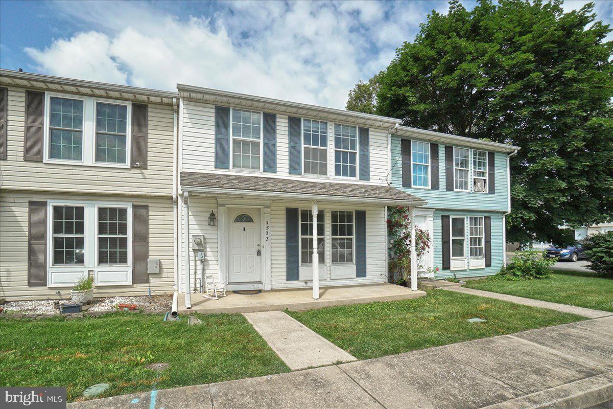 ROLLING MEADOWS - Residential