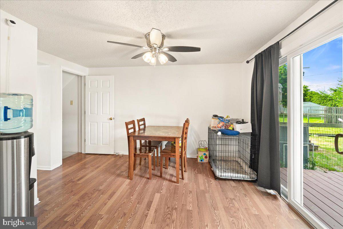 ROLLING MEADOWS - Residential