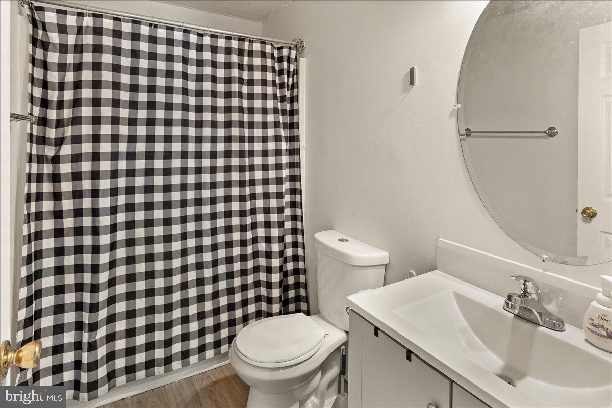 ROLLING MEADOWS - Residential