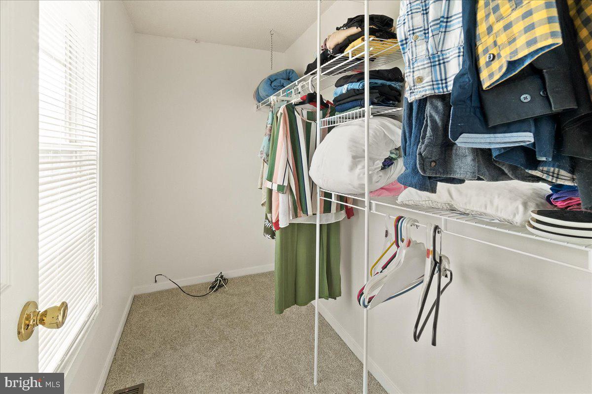 ROLLING MEADOWS - Residential