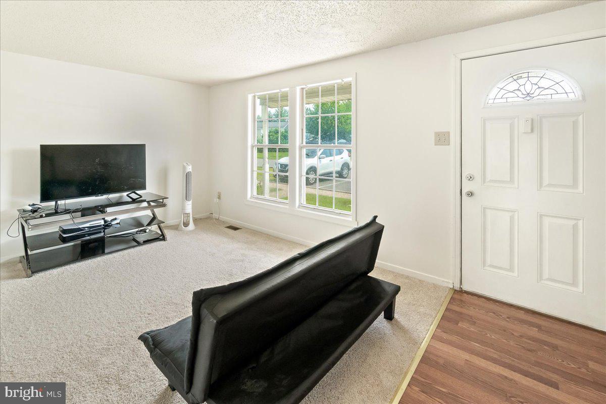 ROLLING MEADOWS - Residential