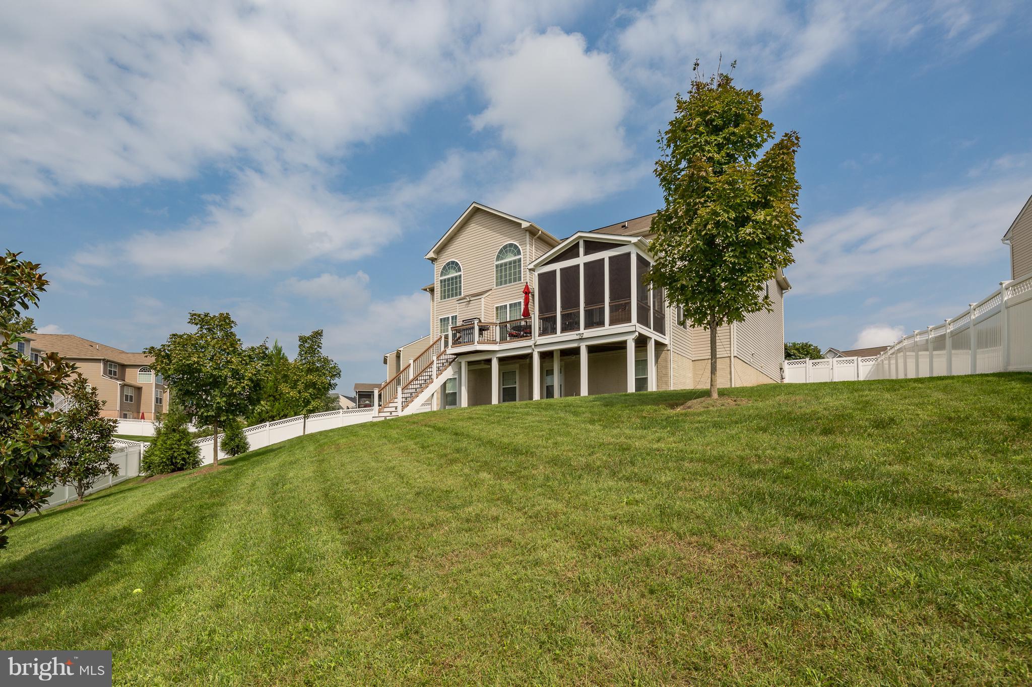 ELLIS MILL ESTATES - Residential