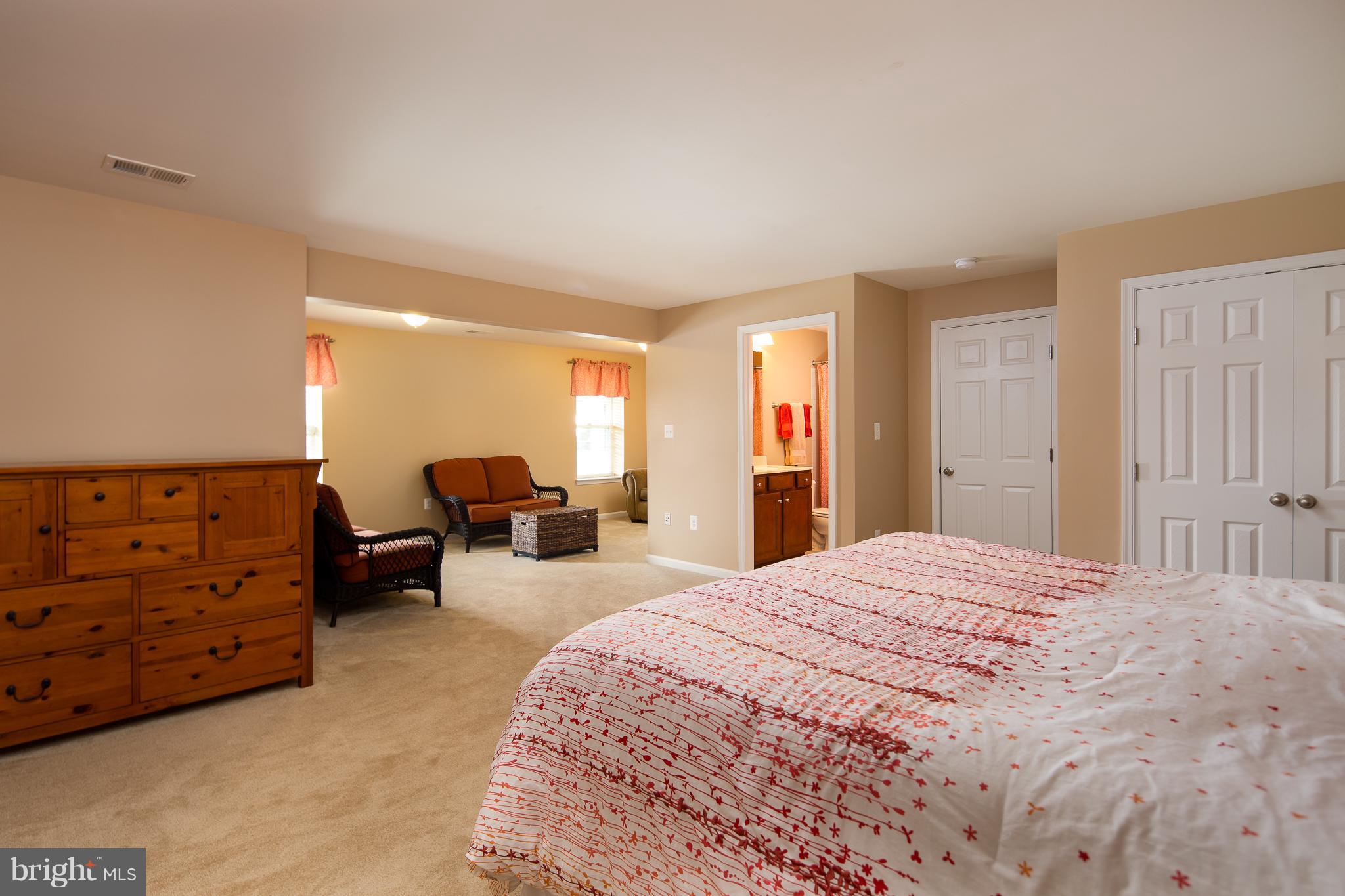 ELLIS MILL ESTATES - Residential