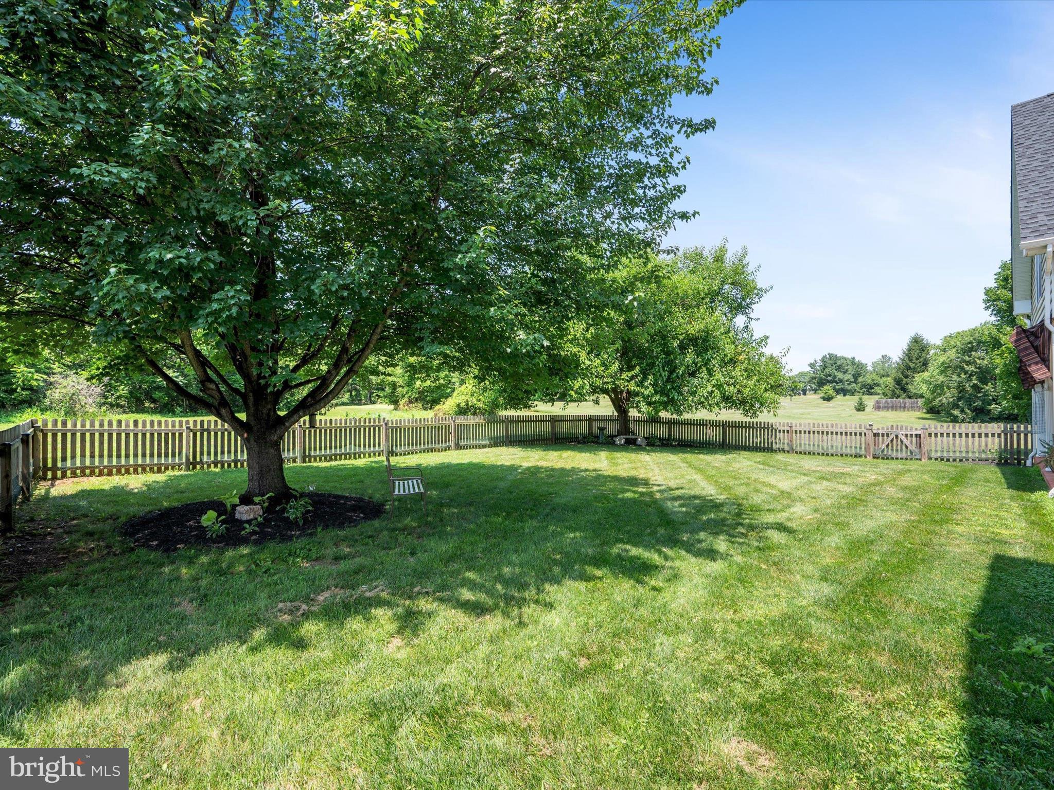 LOCUST HILL - Residential