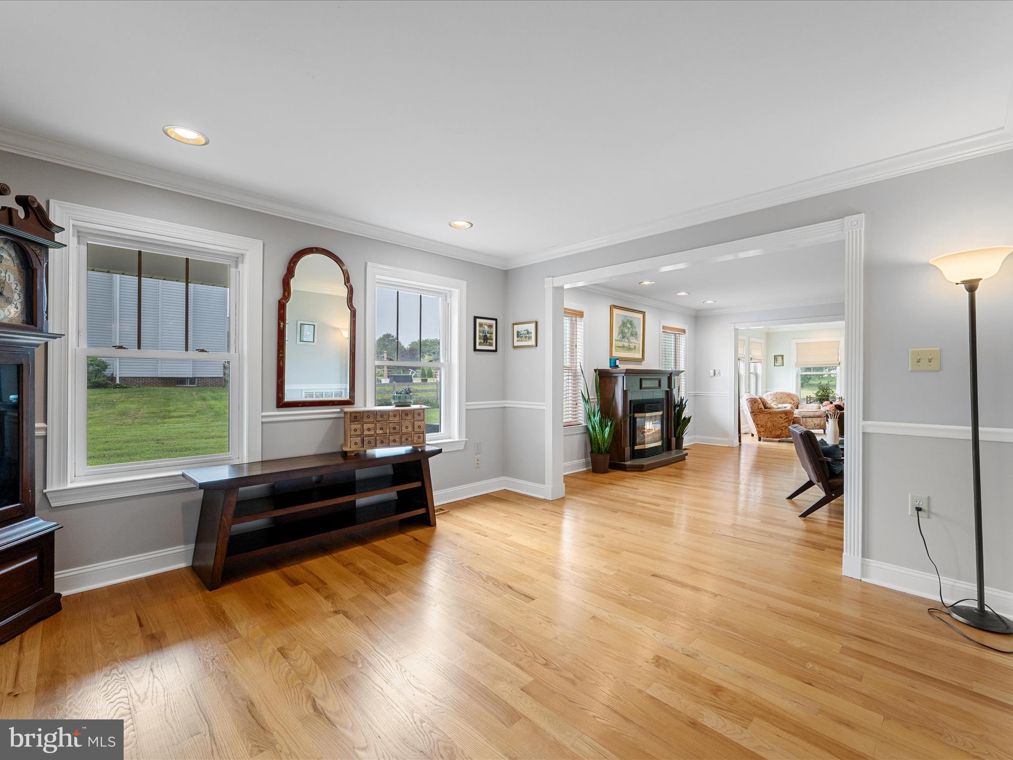 LOCUST HILL - Residential