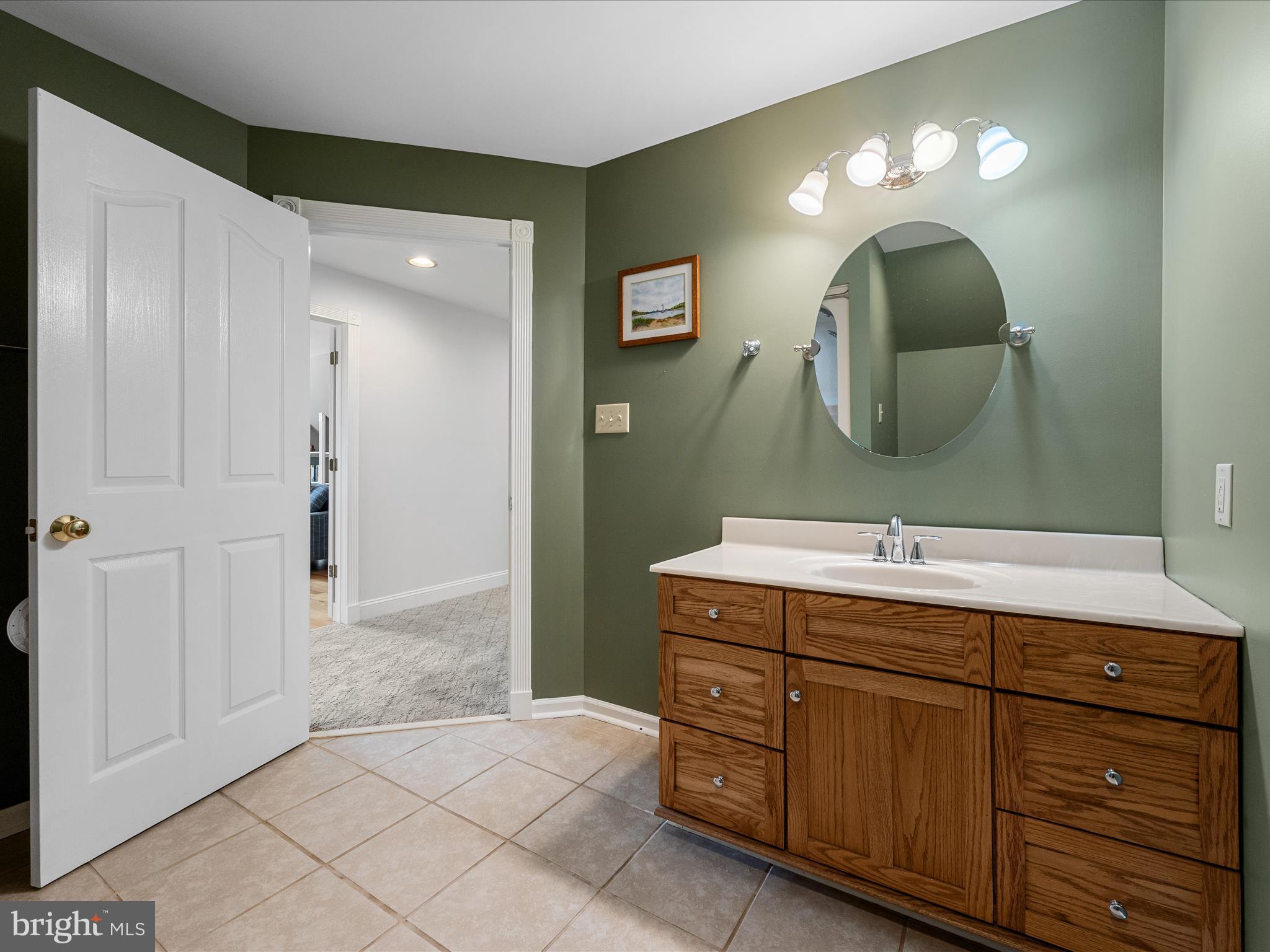 LOCUST HILL - Residential