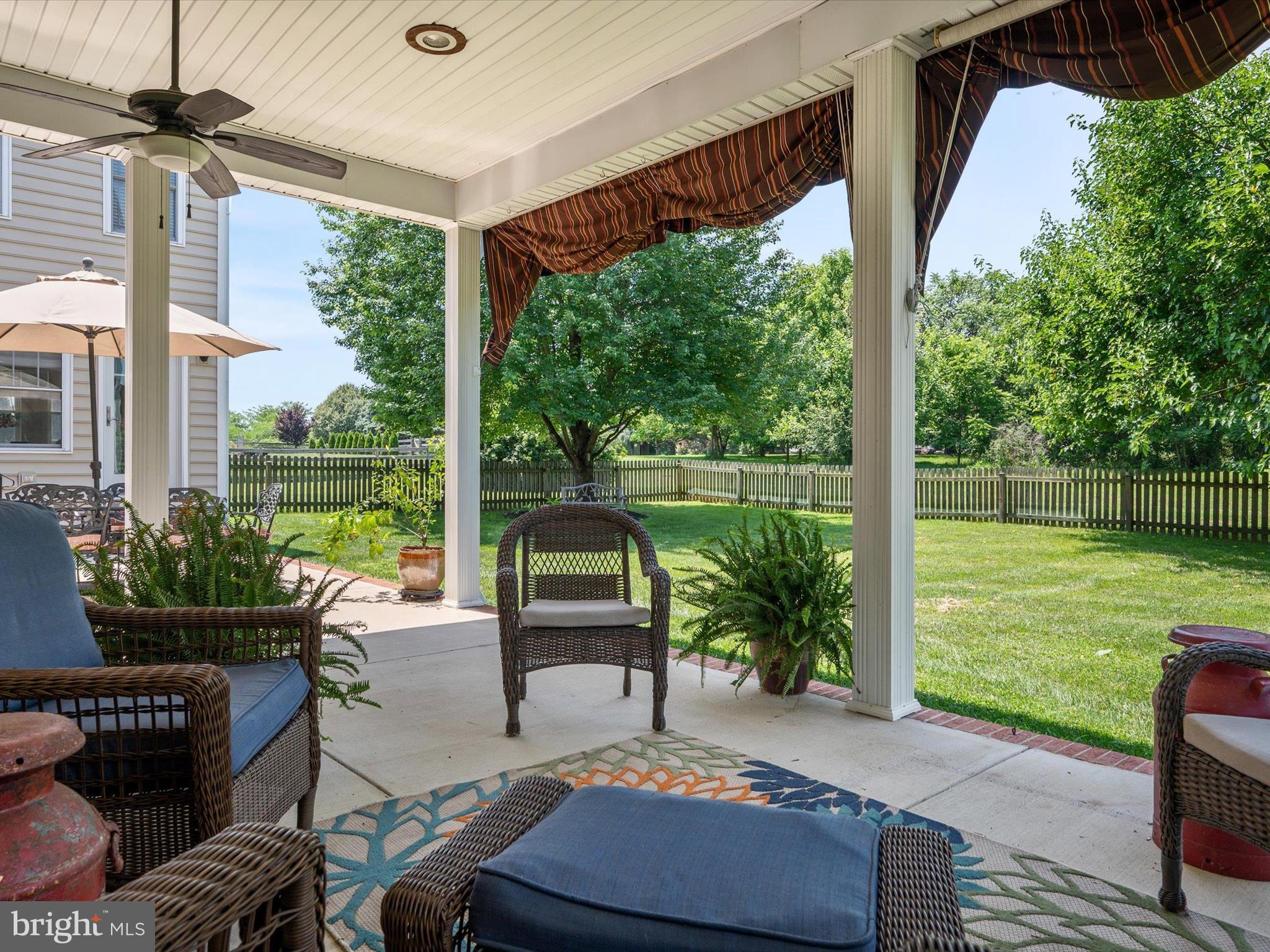 LOCUST HILL - Residential