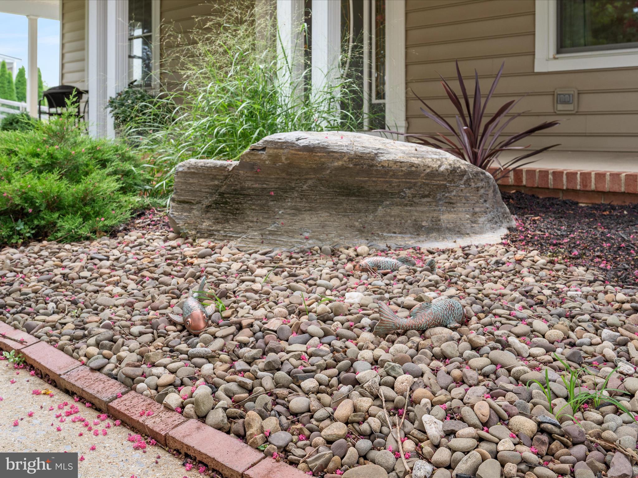 LOCUST HILL - Residential