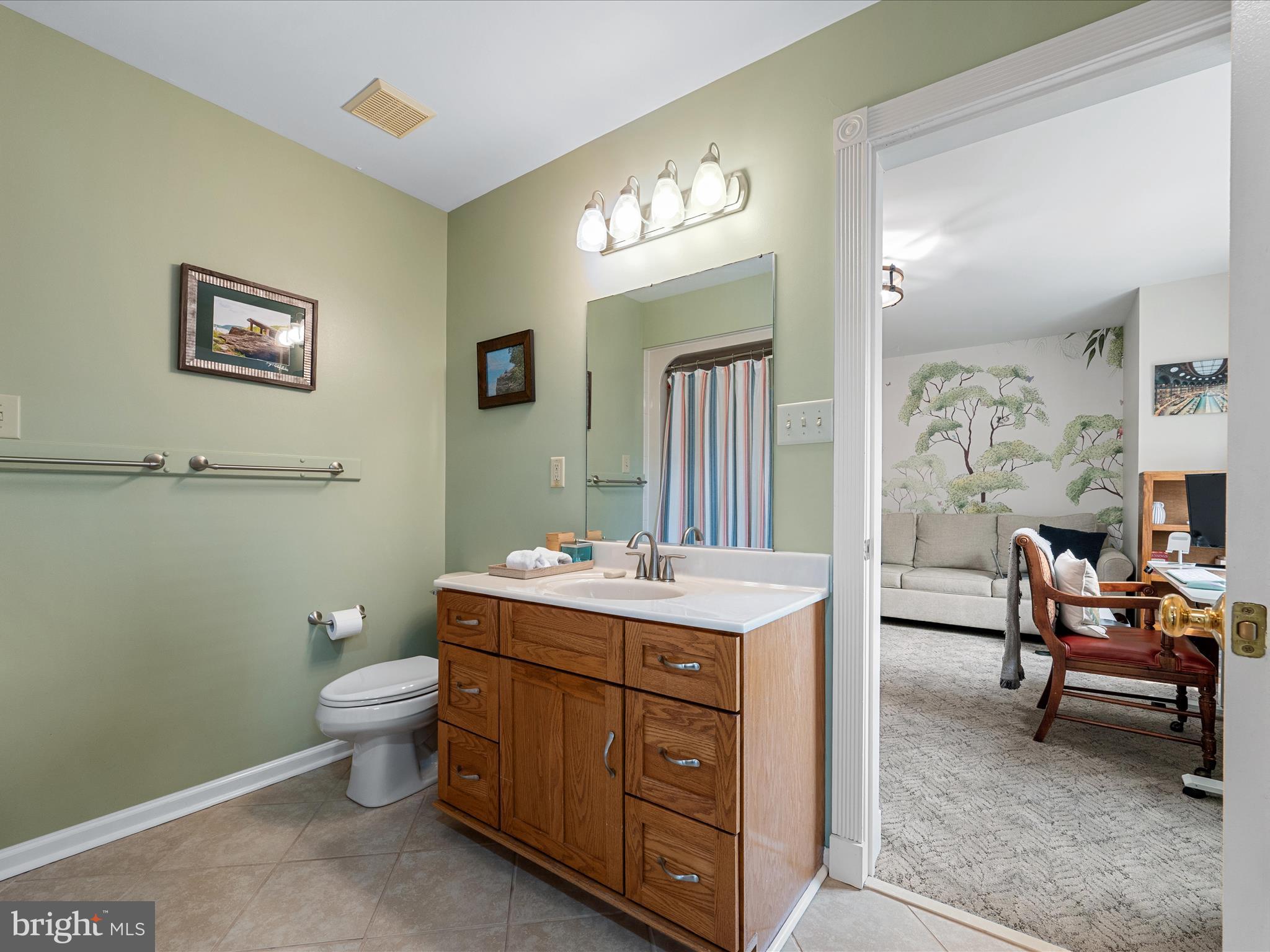 LOCUST HILL - Residential