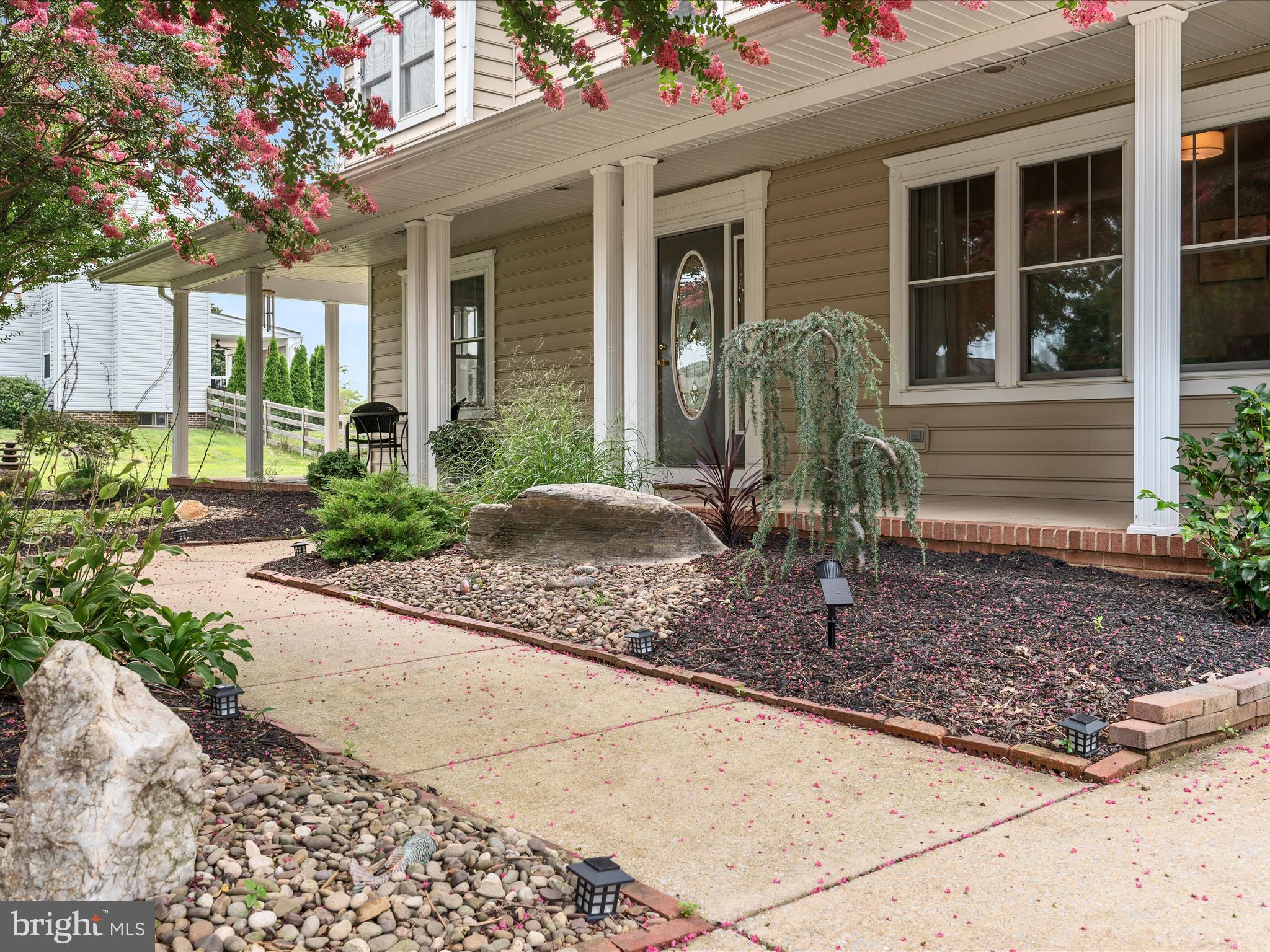 LOCUST HILL - Residential