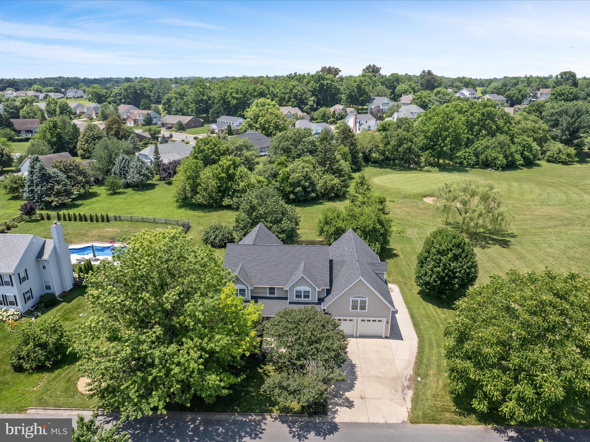 LOCUST HILL - Residential