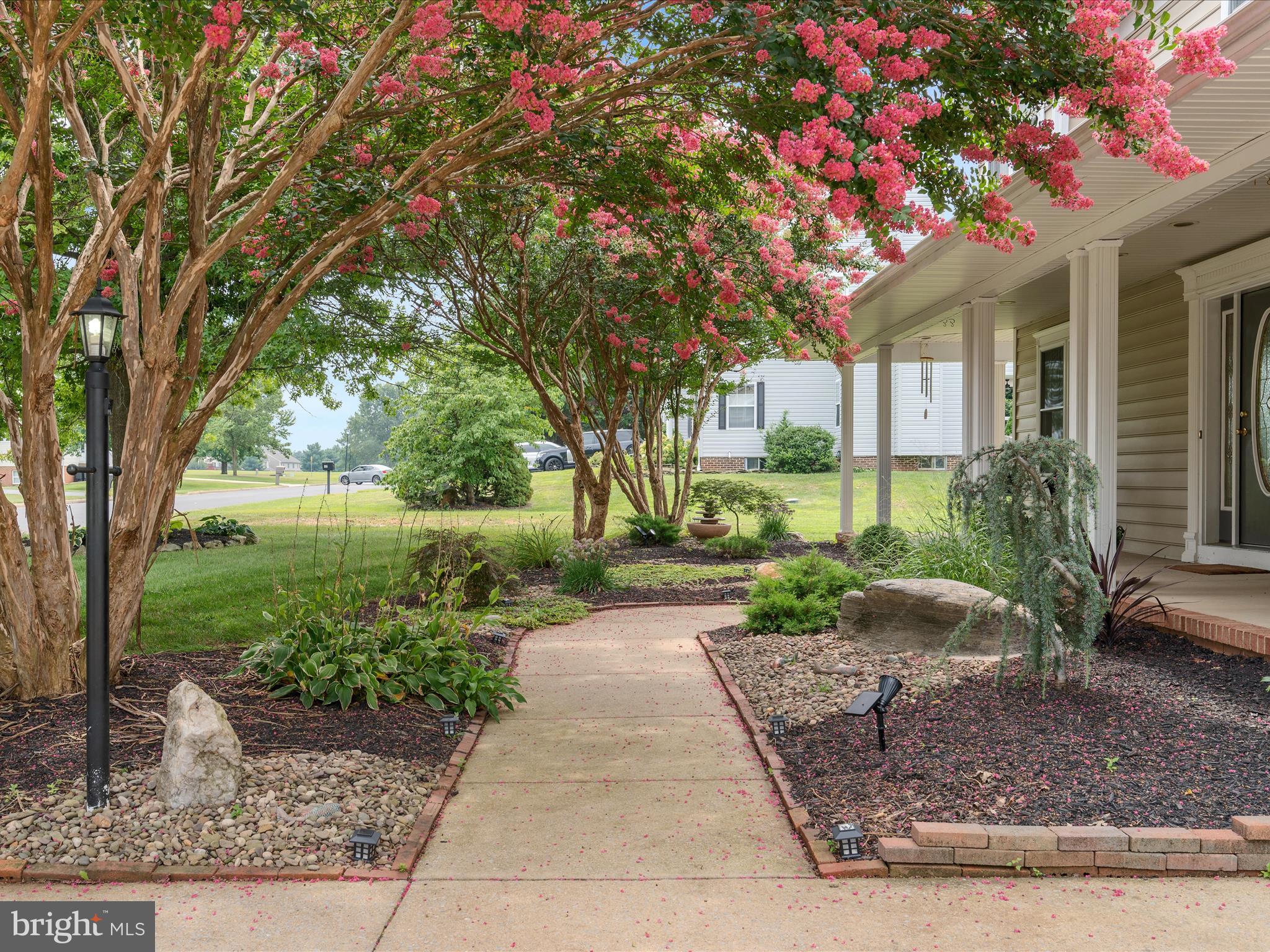 LOCUST HILL - Residential