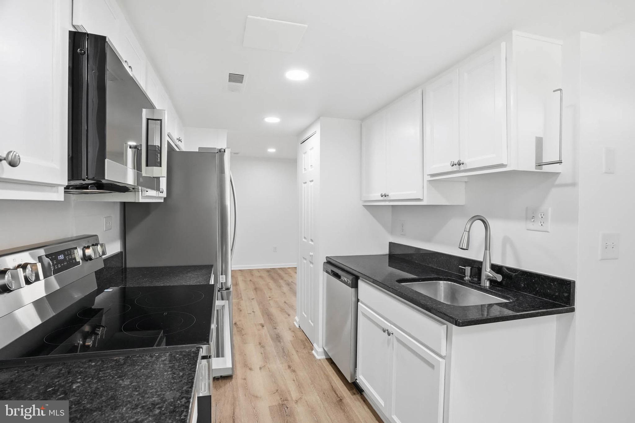 WHISPERING WOODS - Residential Lease