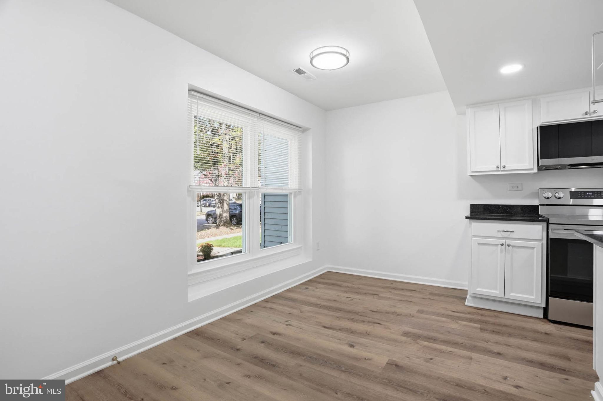 WHISPERING WOODS - Residential Lease