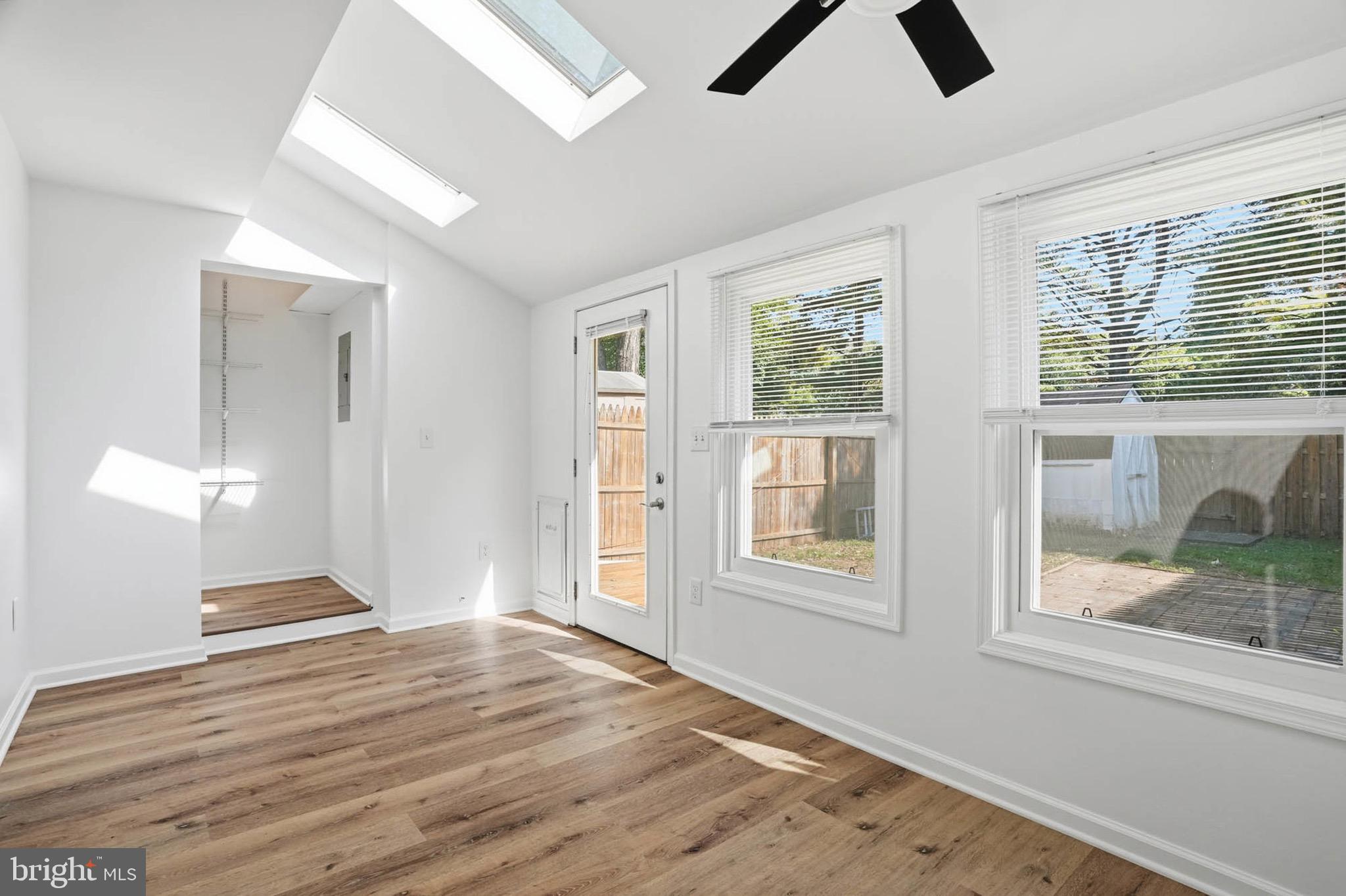 WHISPERING WOODS - Residential Lease