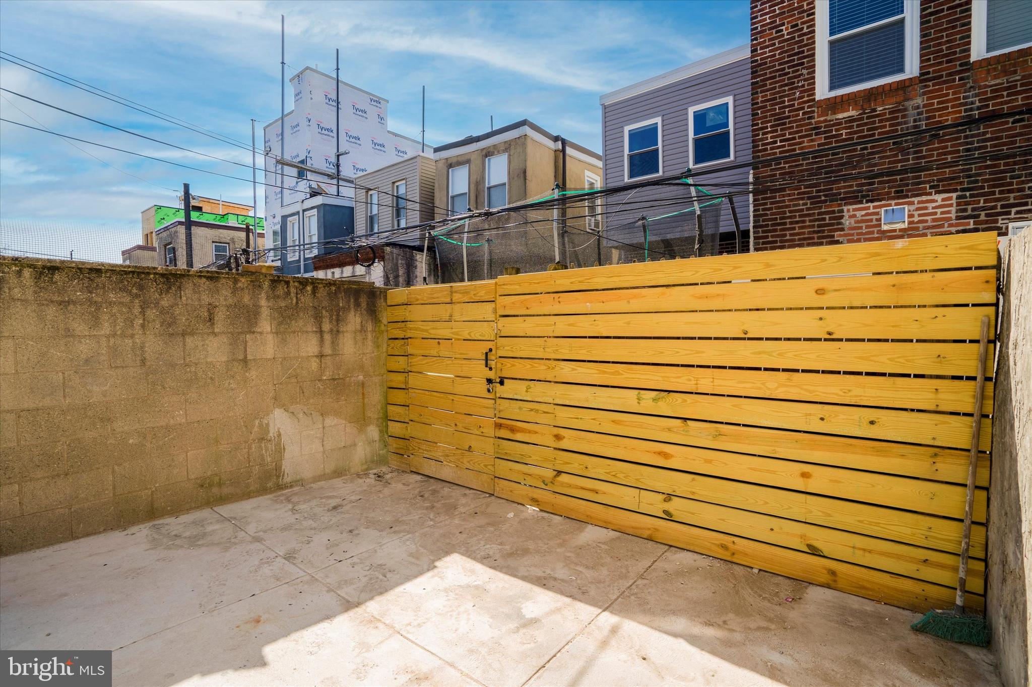 POINT BREEZE - Residential Lease