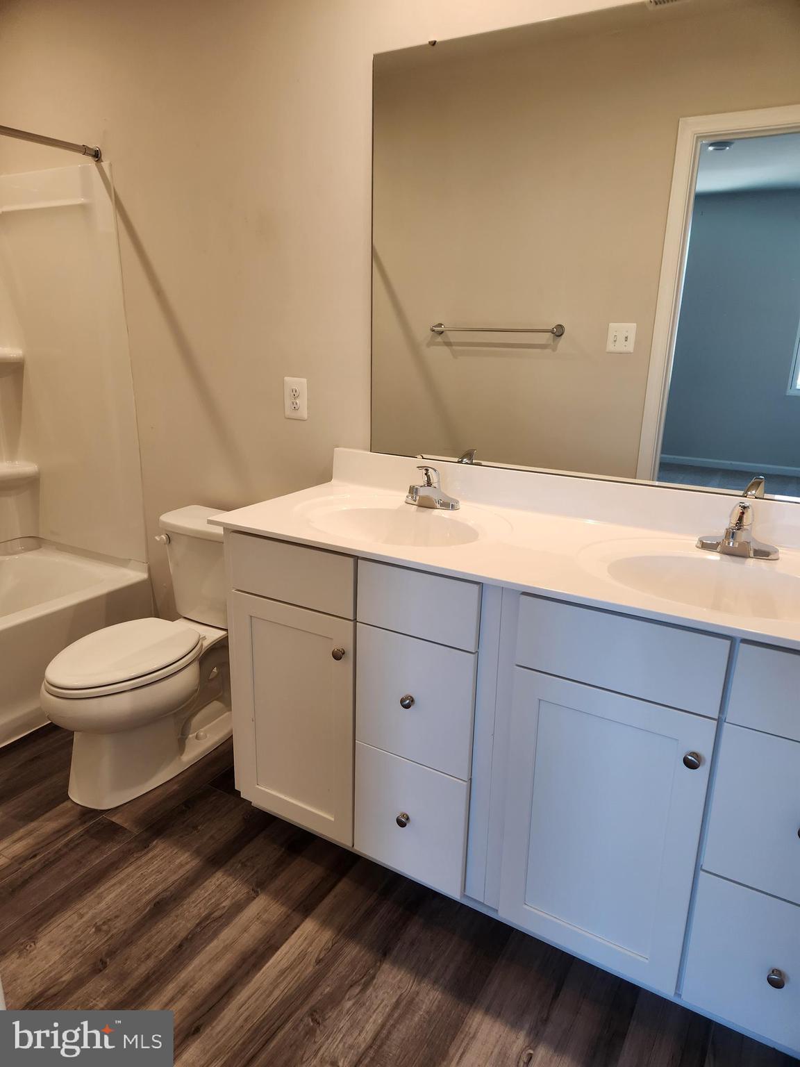 CARDINAL POINTE - Residential Lease