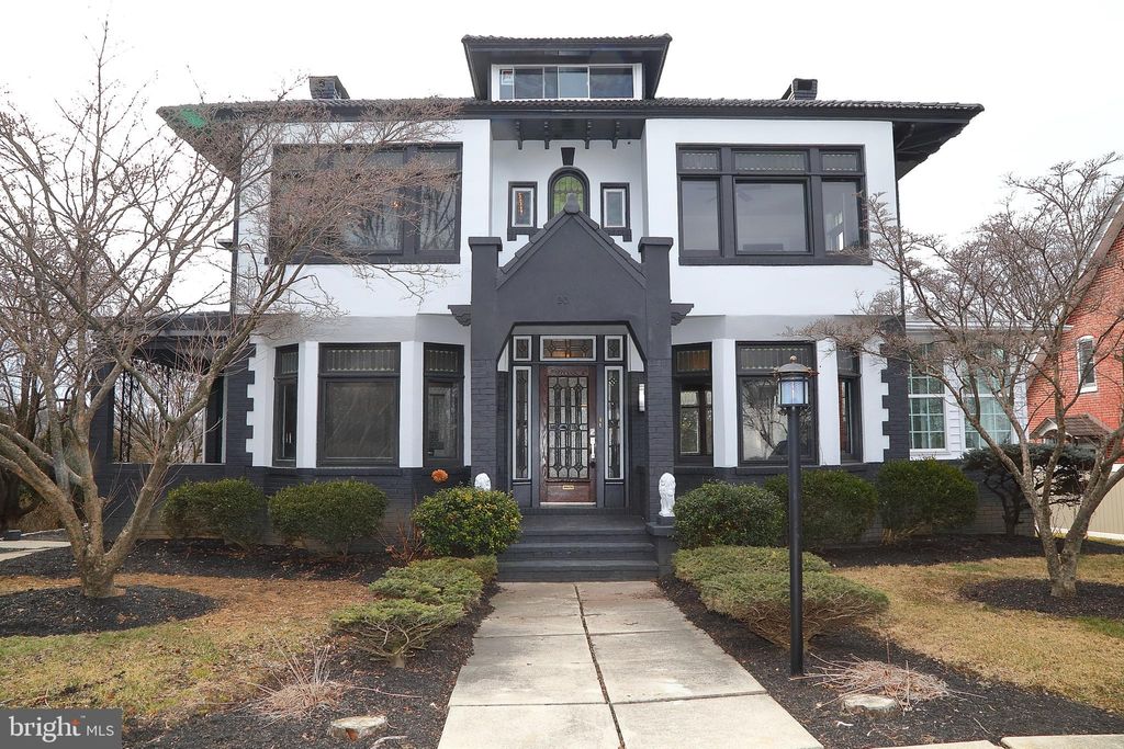 Photo of 20 Broad Street, EPHRATA, PA 17522 (MLS # PALA2081940)