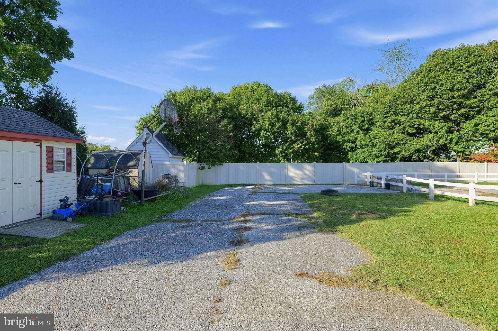 21434 YORK ROAD