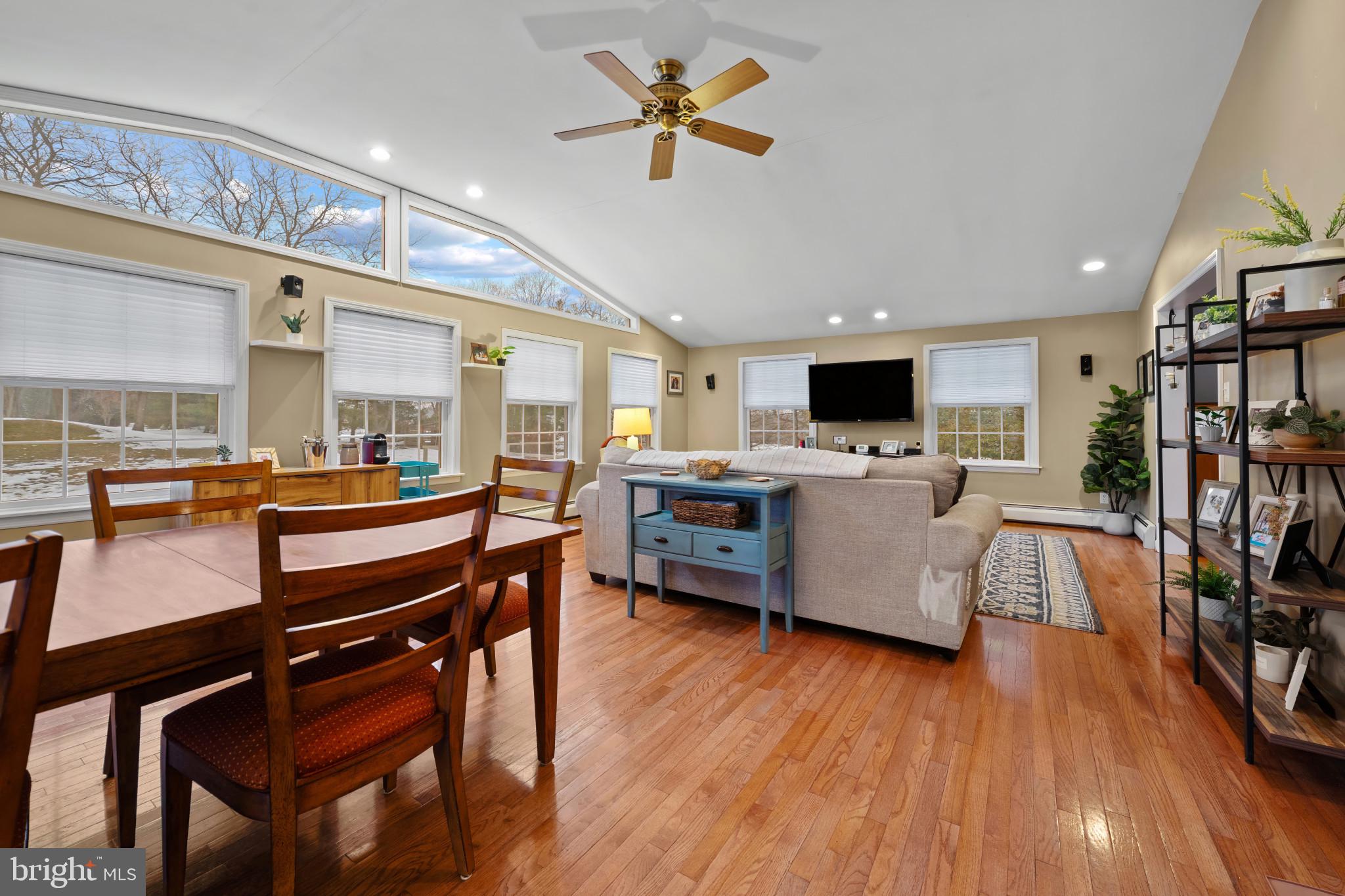 HAMPTON CROSSING - Residential