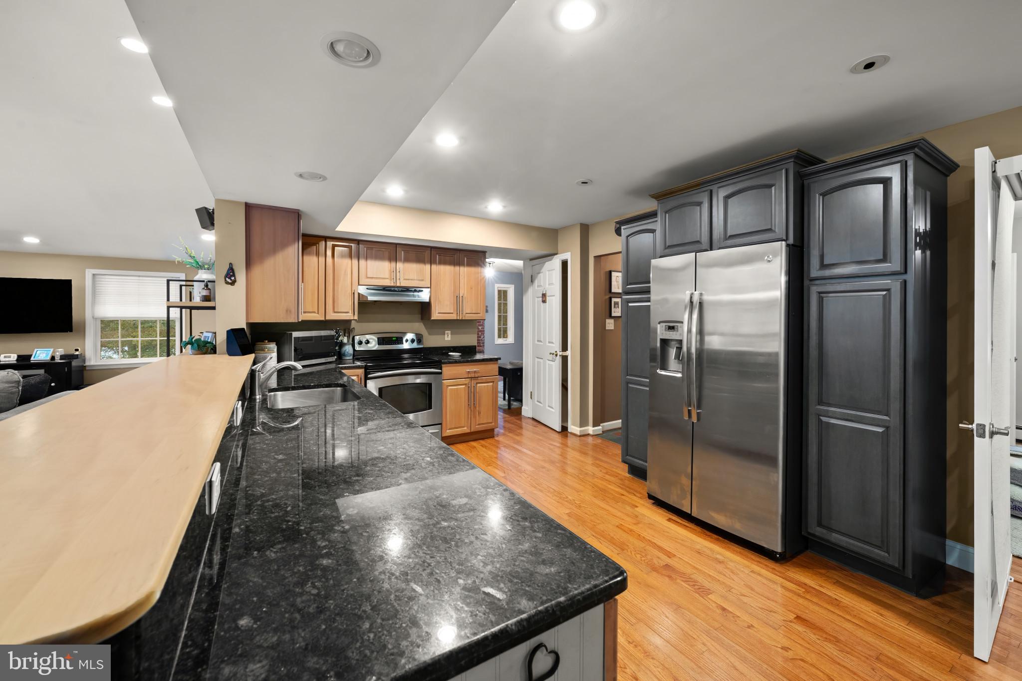 HAMPTON CROSSING - Residential