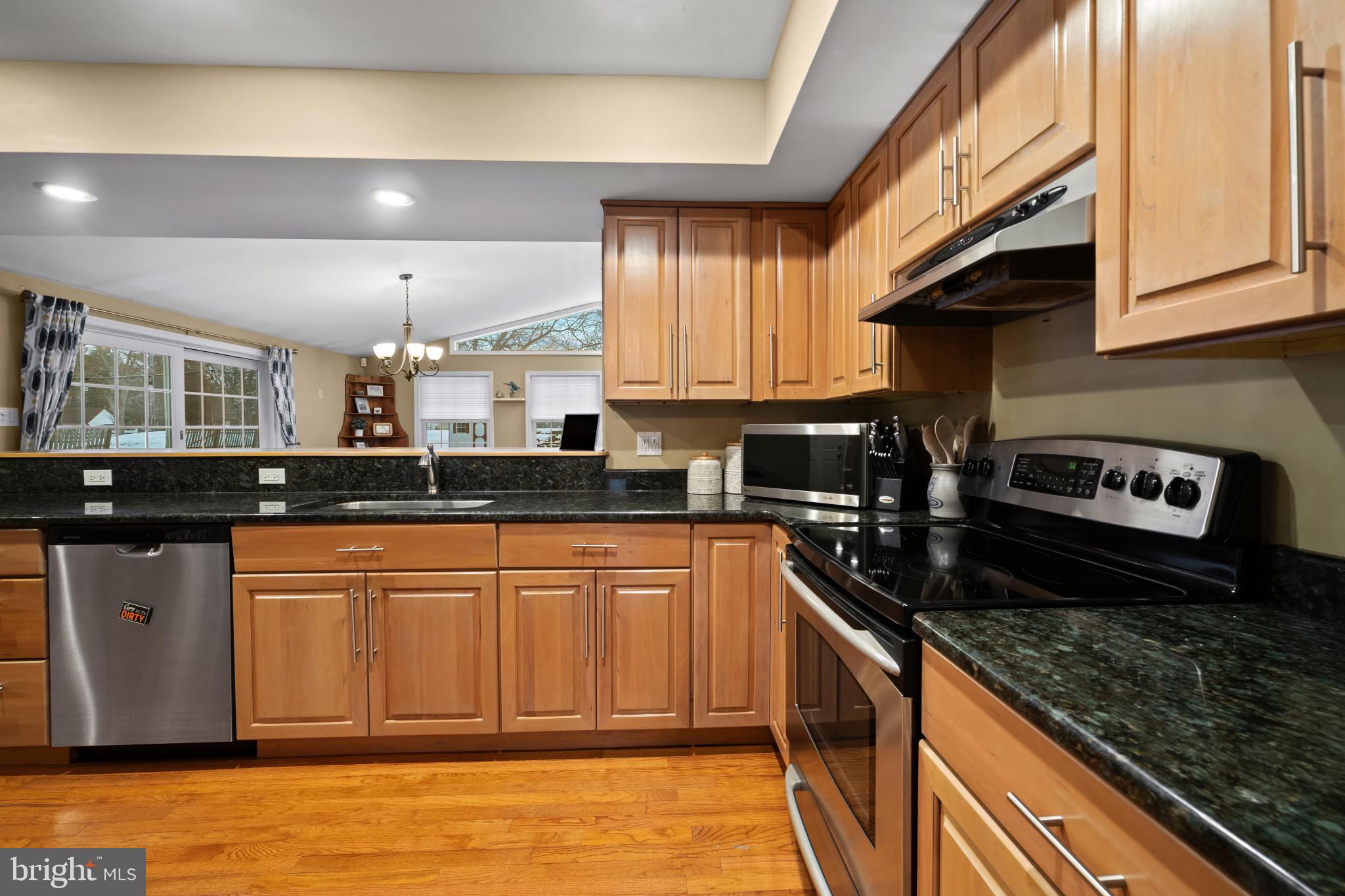 HAMPTON CROSSING - Residential