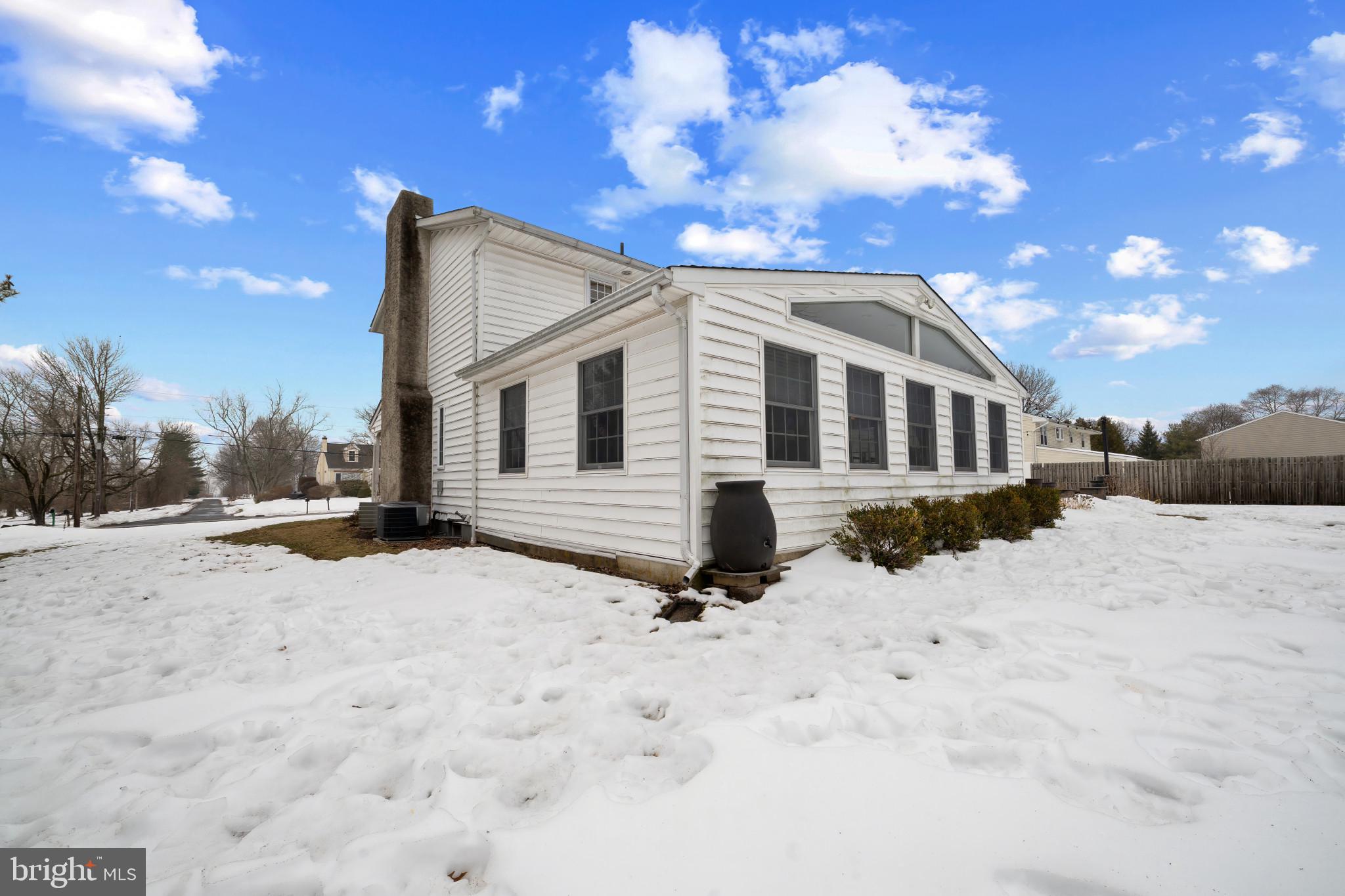 HAMPTON CROSSING - Residential