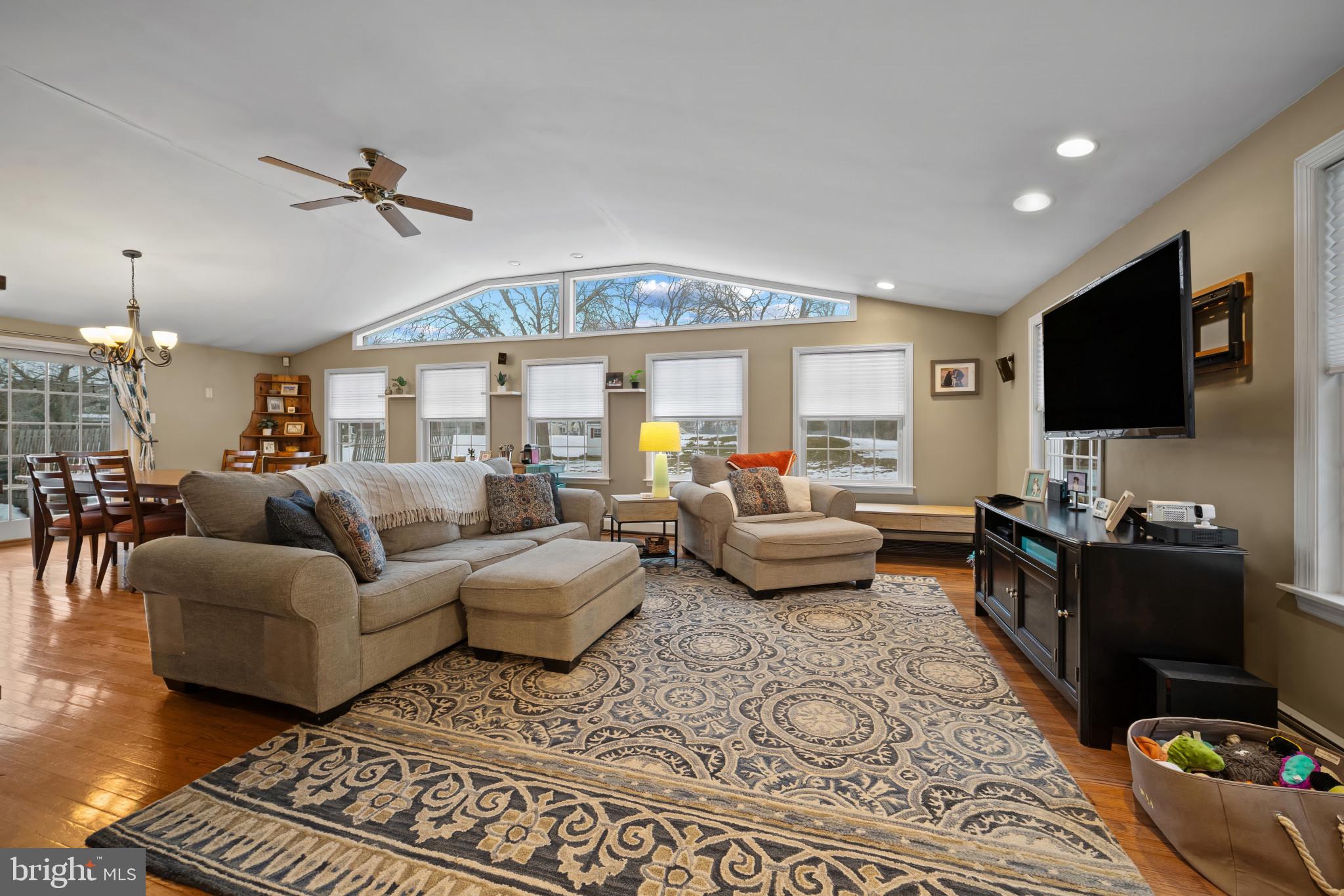 HAMPTON CROSSING - Residential