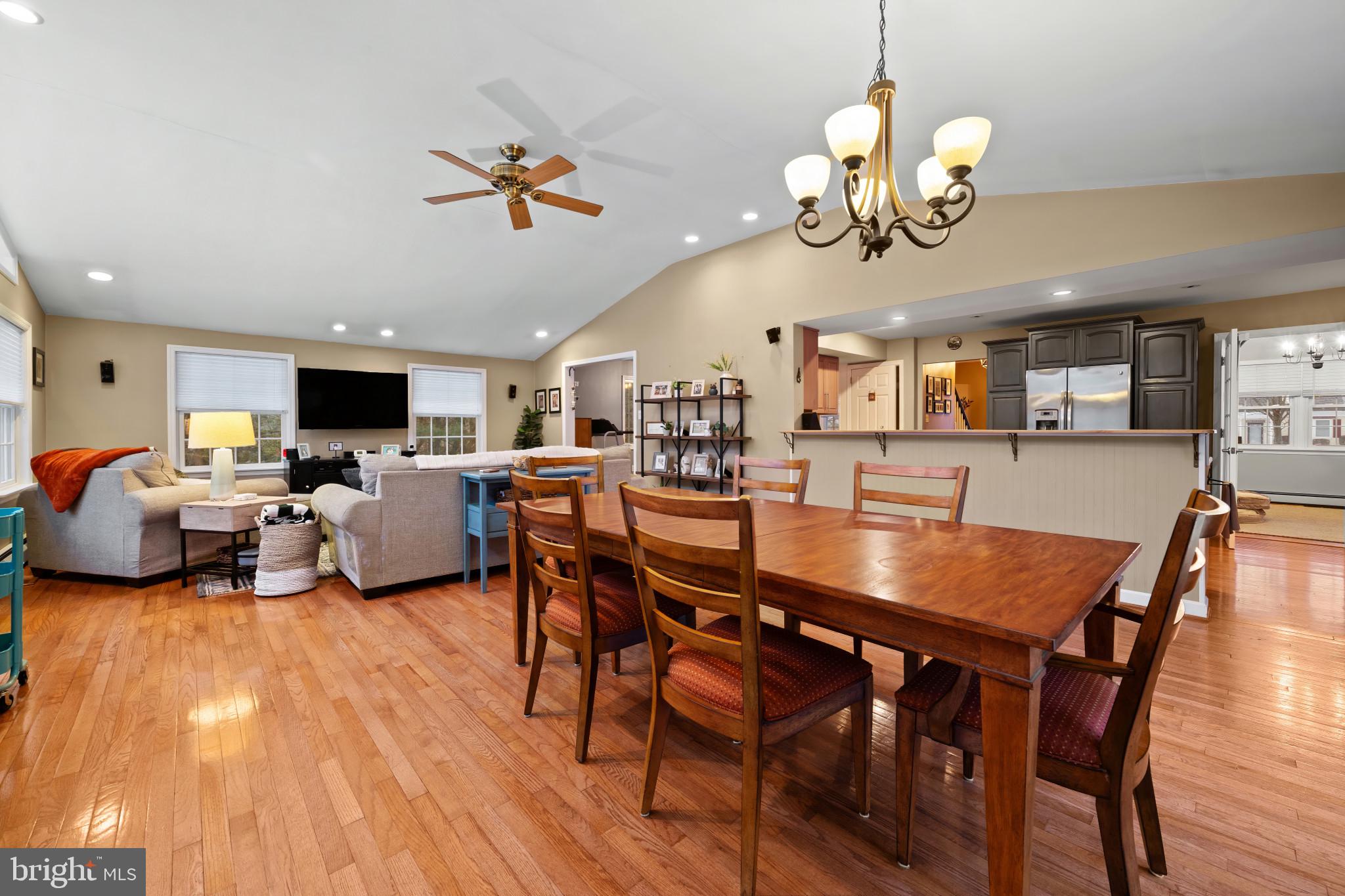 HAMPTON CROSSING - Residential