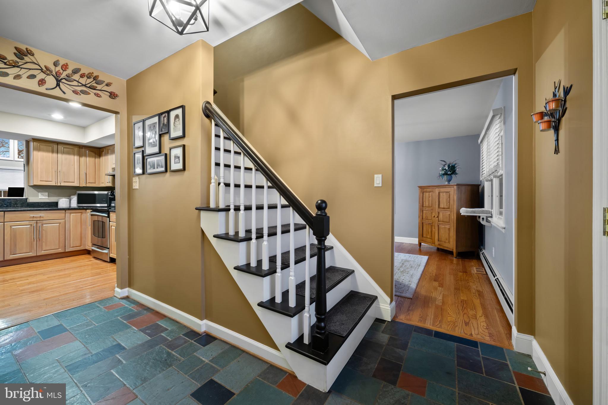 HAMPTON CROSSING - Residential