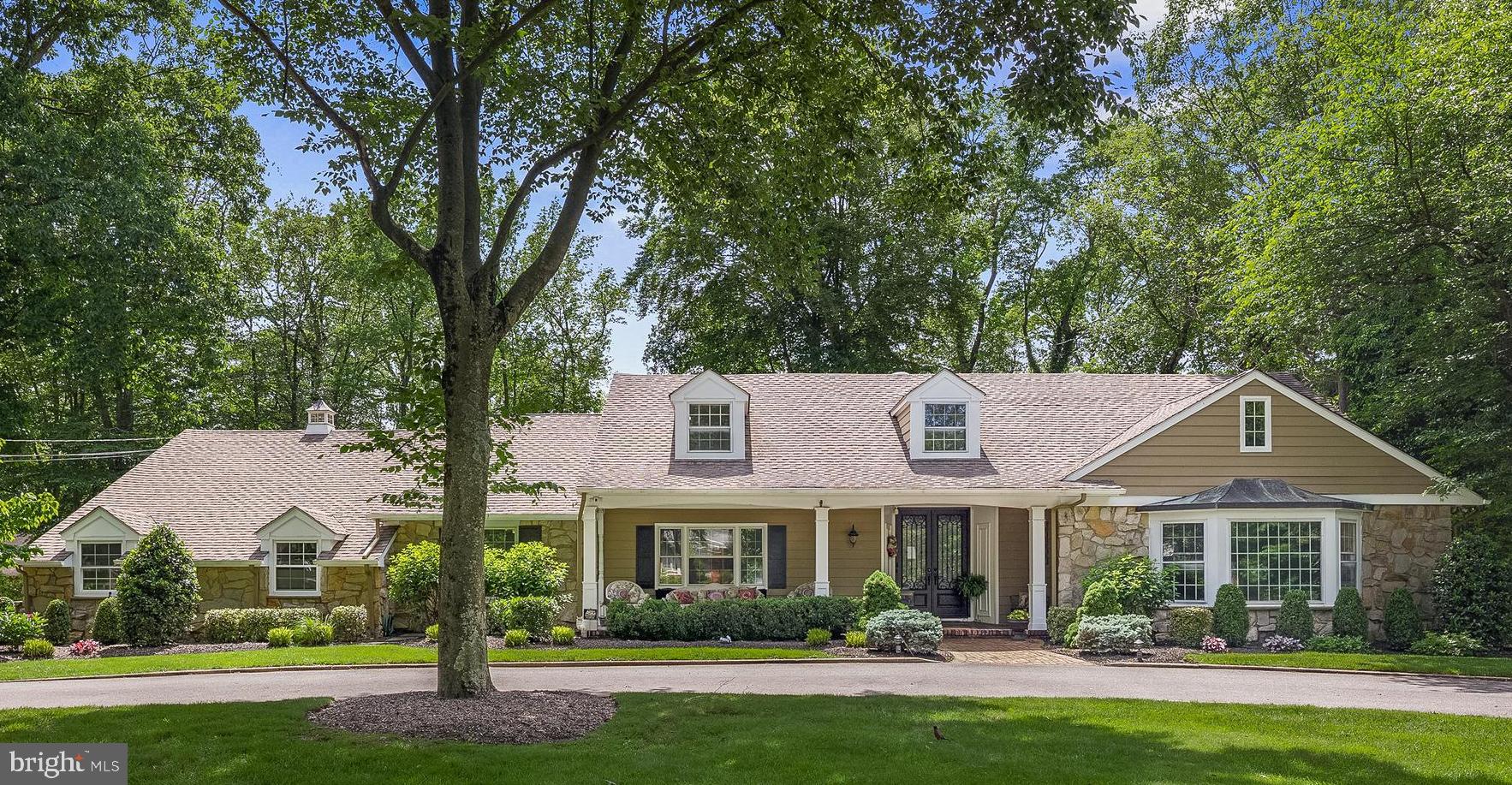 21 ROBIN ROAD