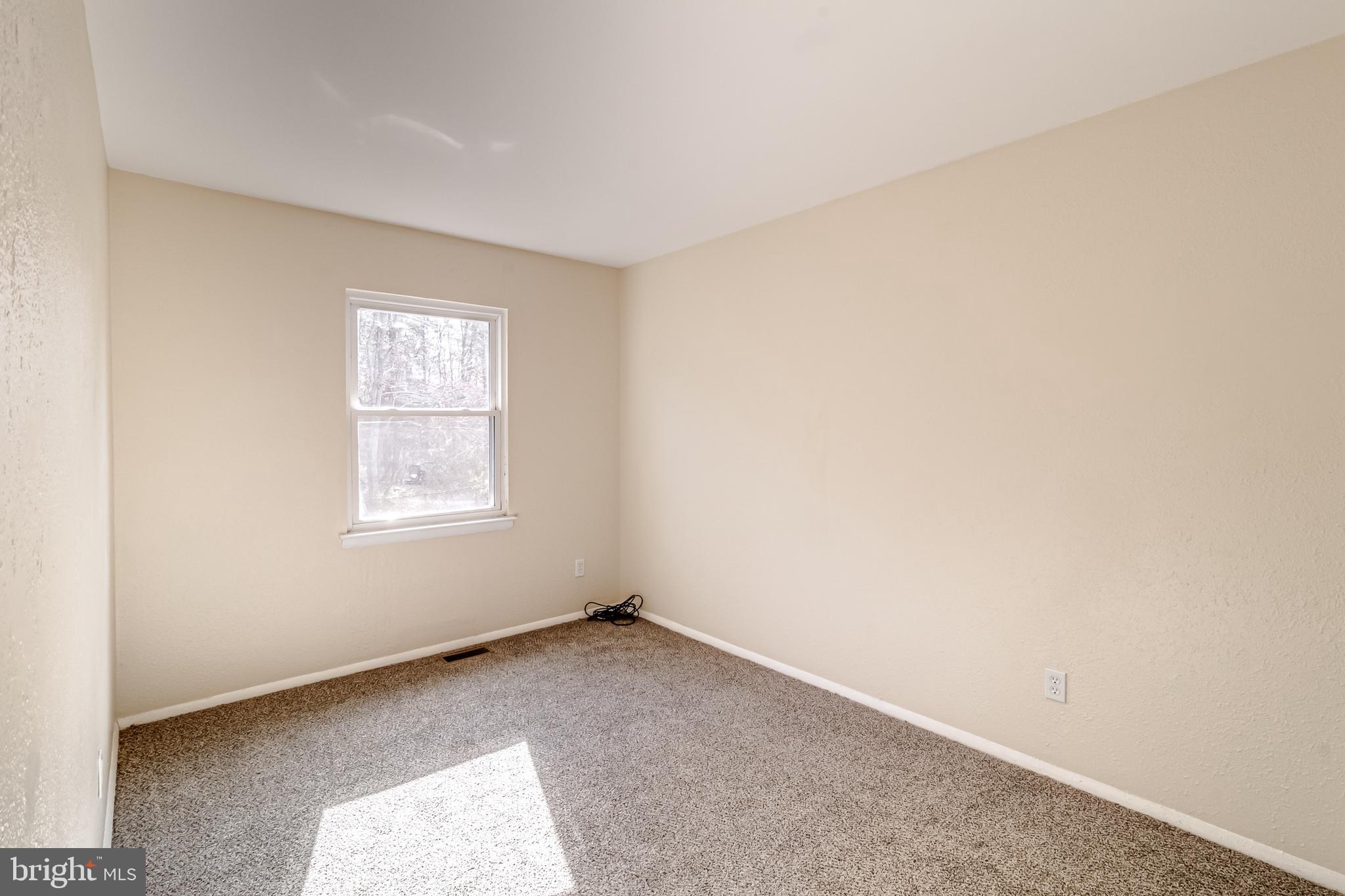 EDGEWATER VILLAGE - Residential