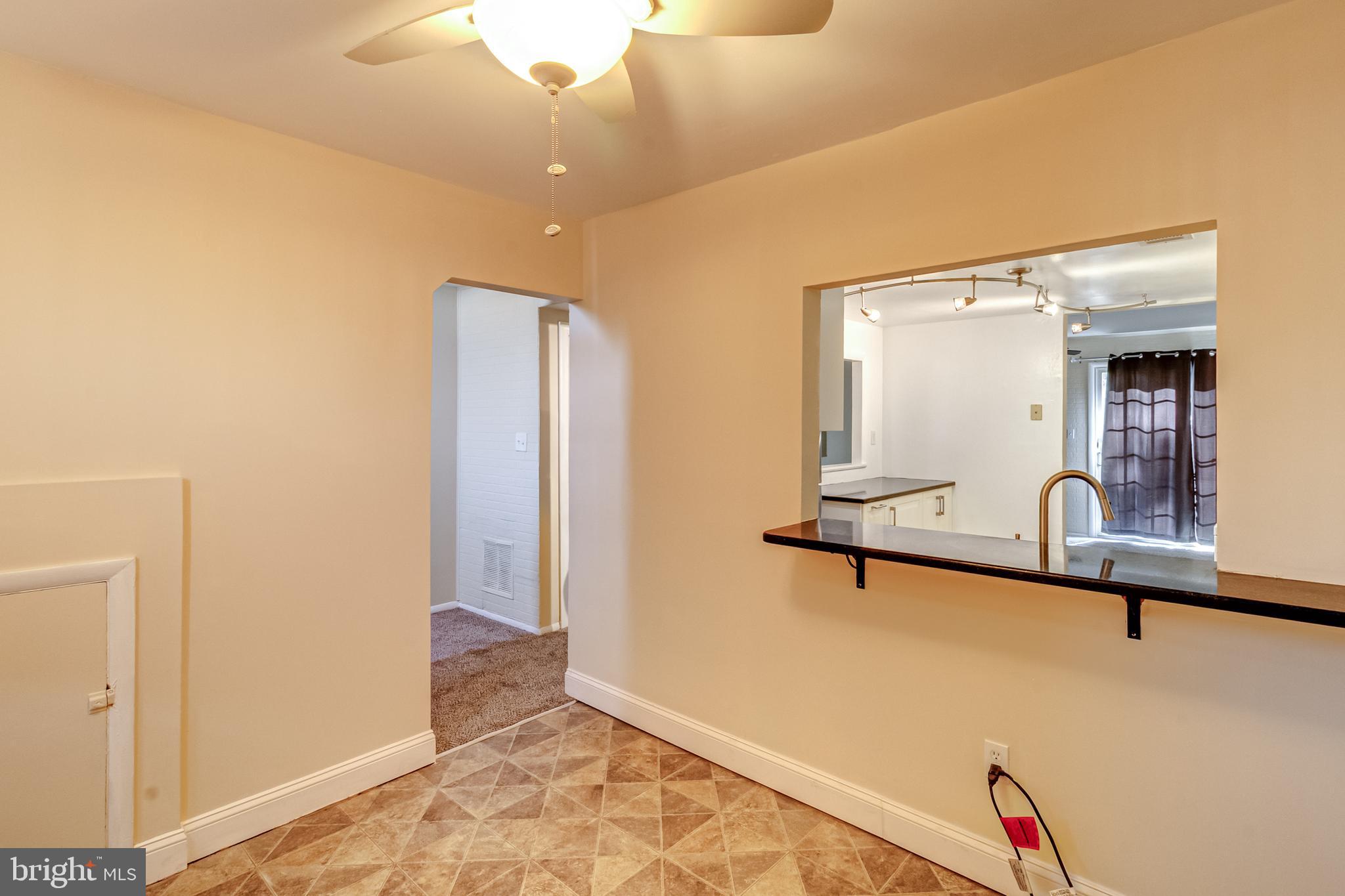 EDGEWATER VILLAGE - Residential