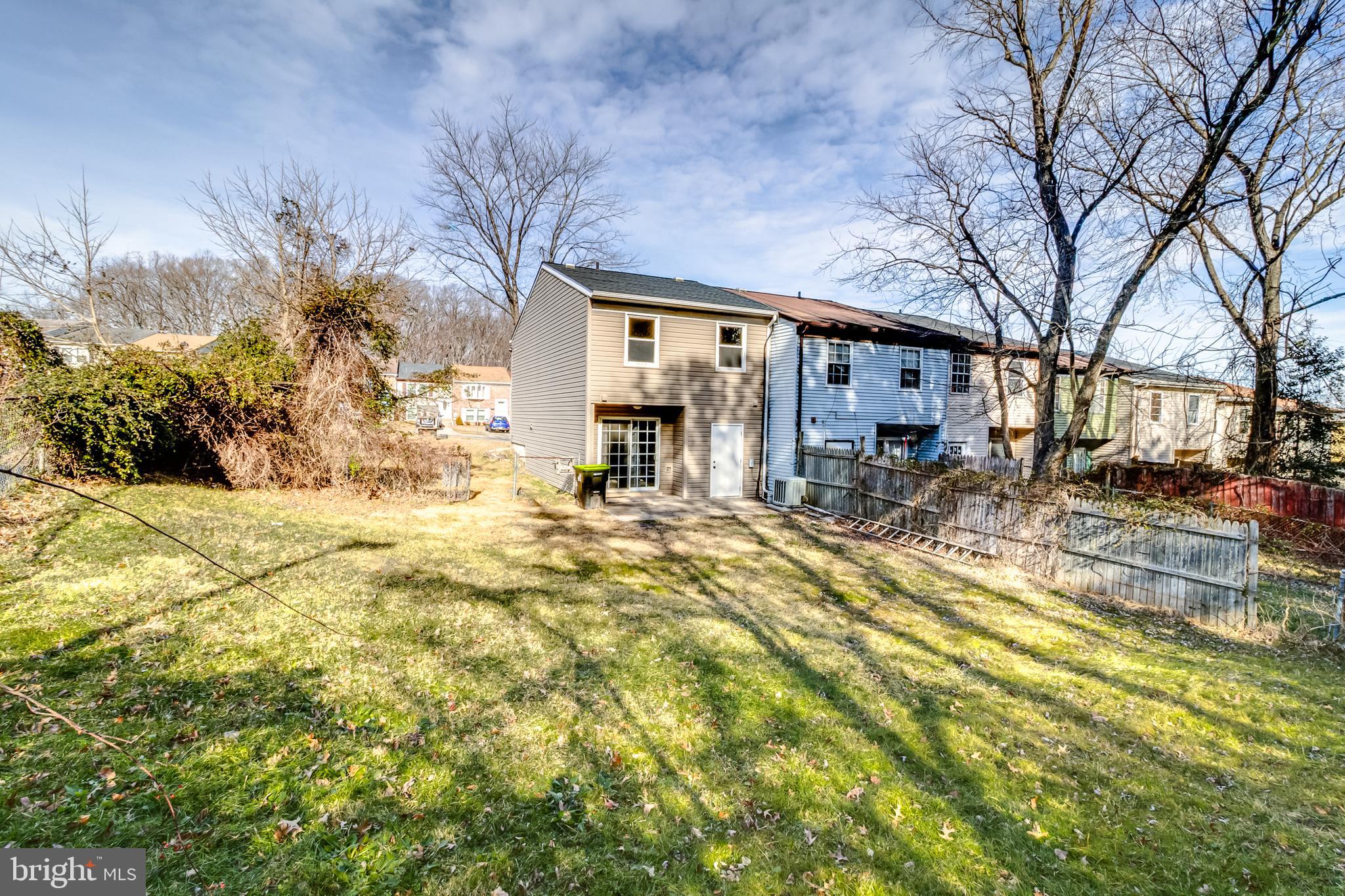 EDGEWATER VILLAGE - Residential