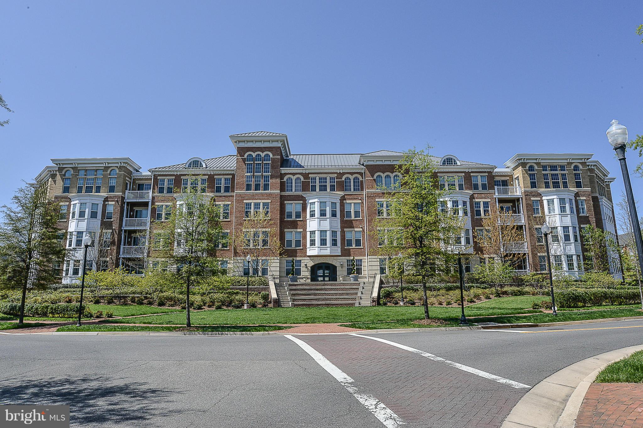 CAMERON STATION - Residential
