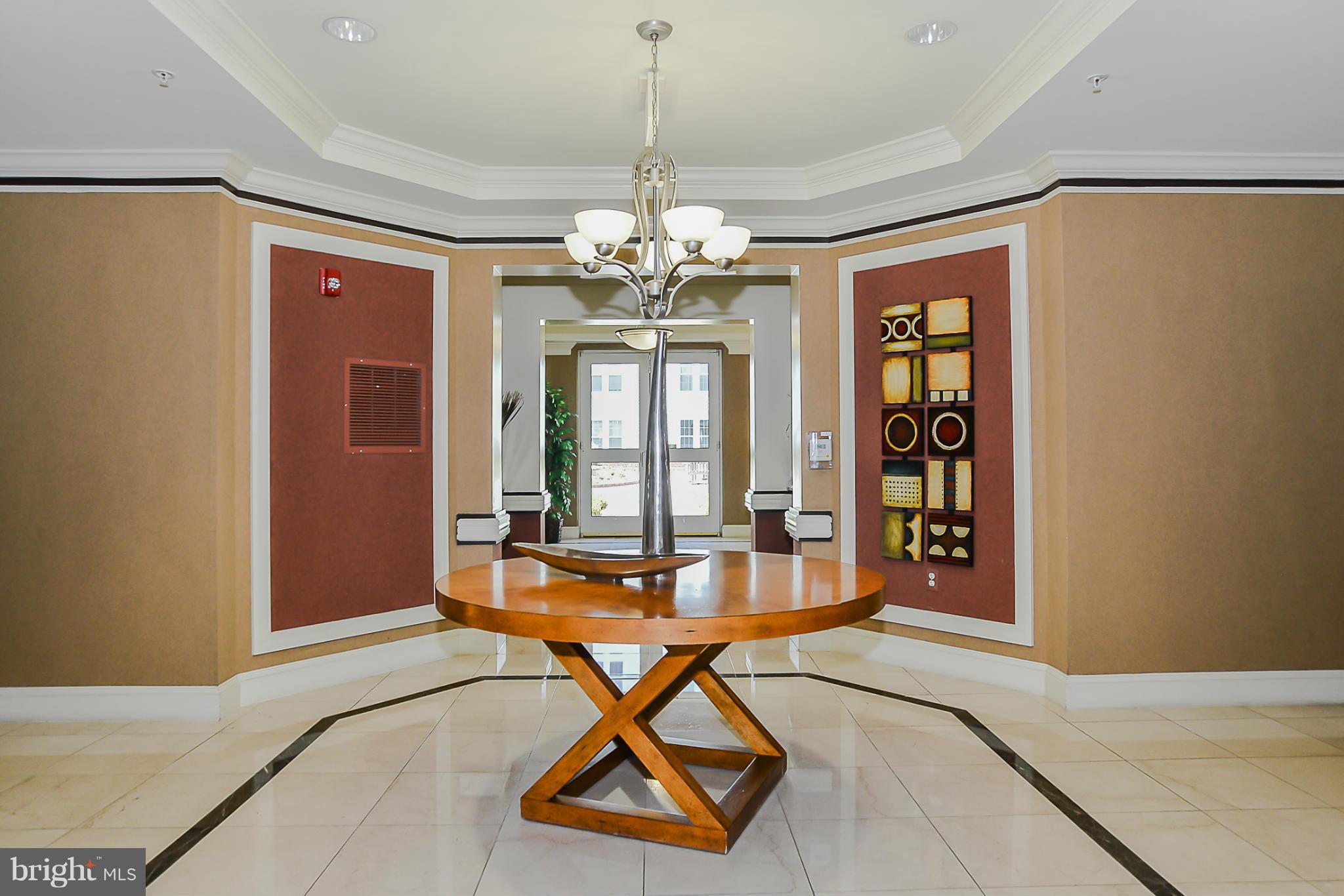 CAMERON STATION - Residential