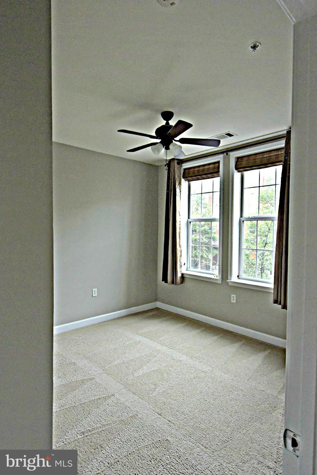 CAMERON STATION - Residential