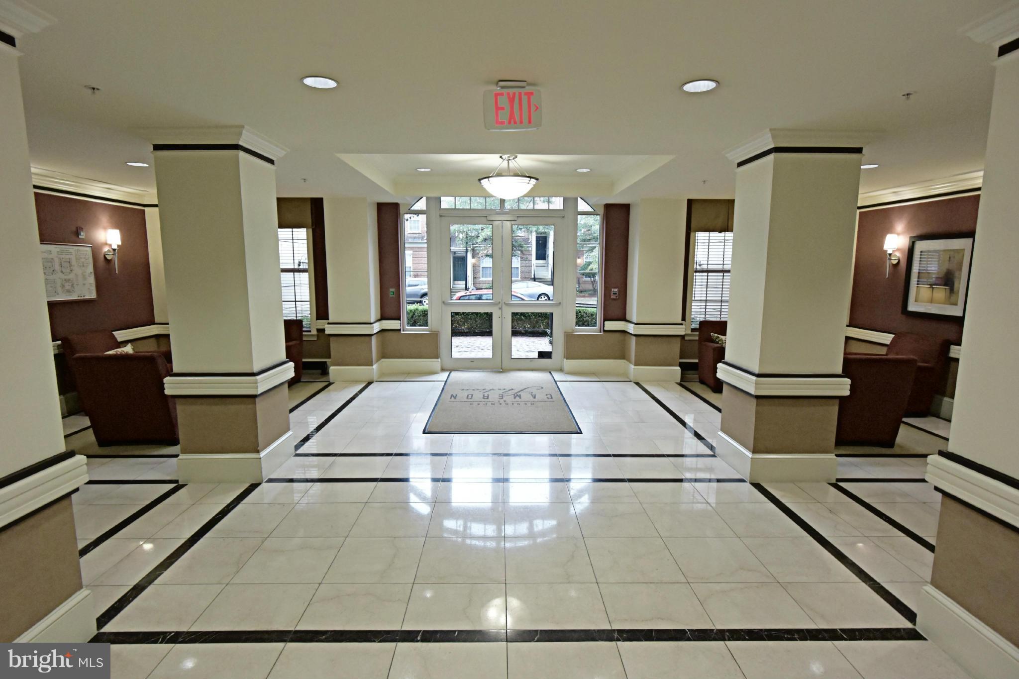CAMERON STATION - Residential