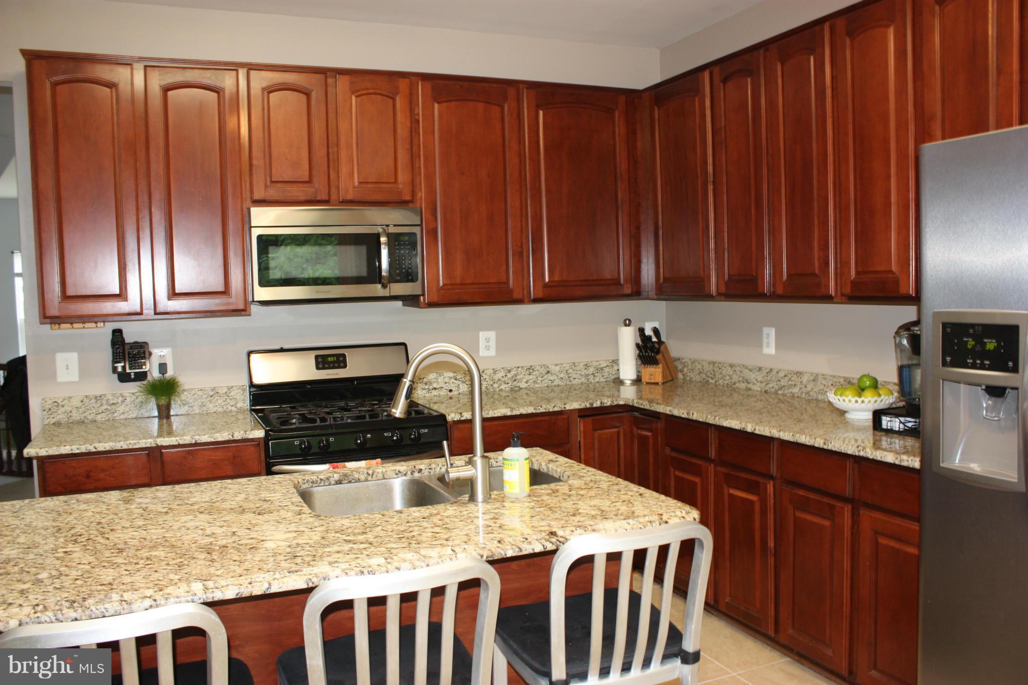 KENWOOD TOWNES - Residential Lease